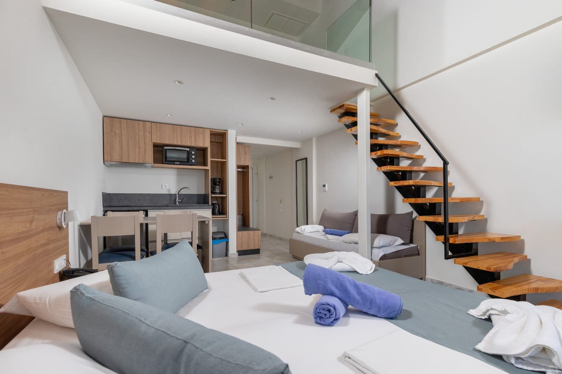 room-types-KOSTBEACH-MAIS-0.jpg
