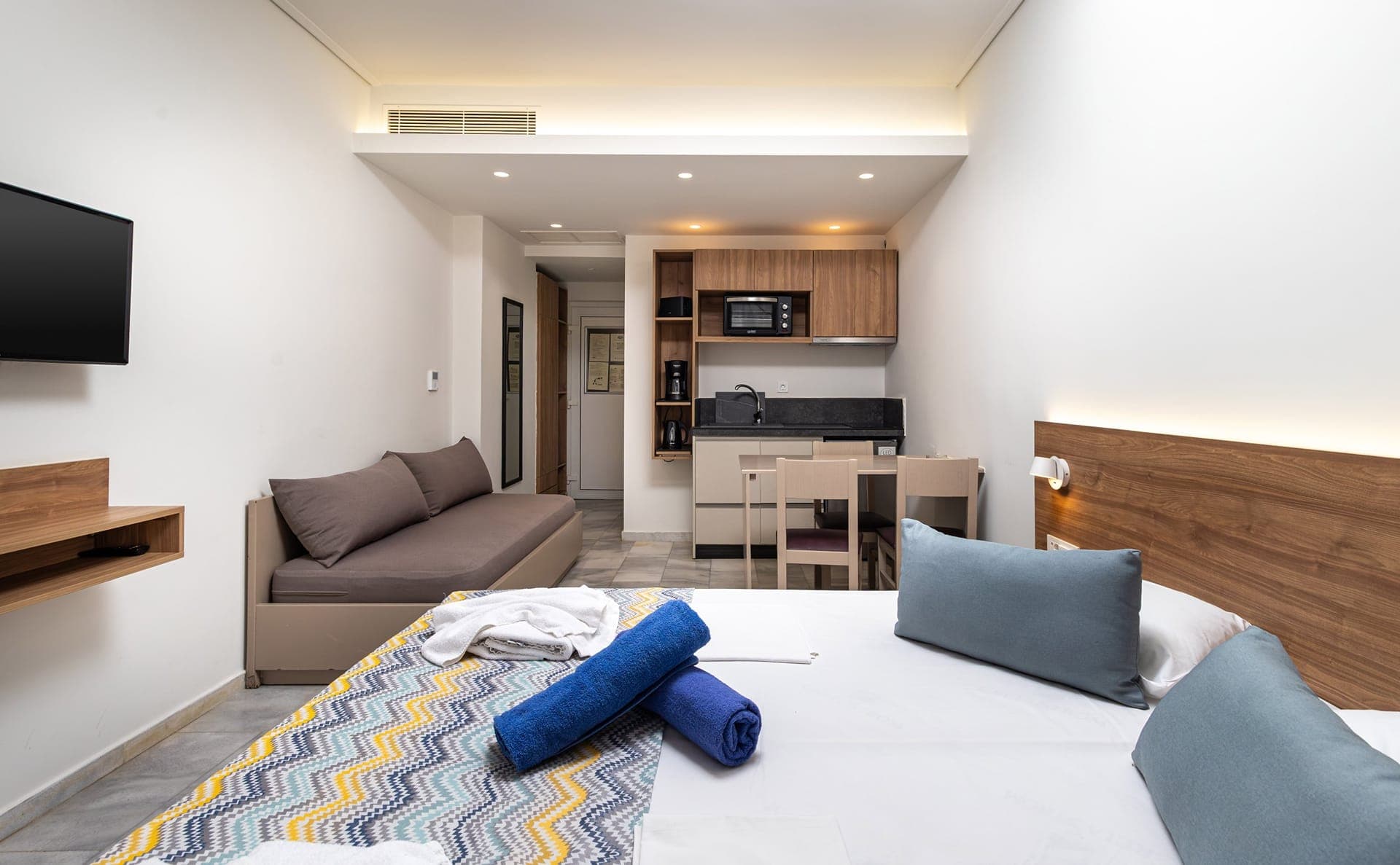 room-types-KOSTBEACH-SSV-0.jpg