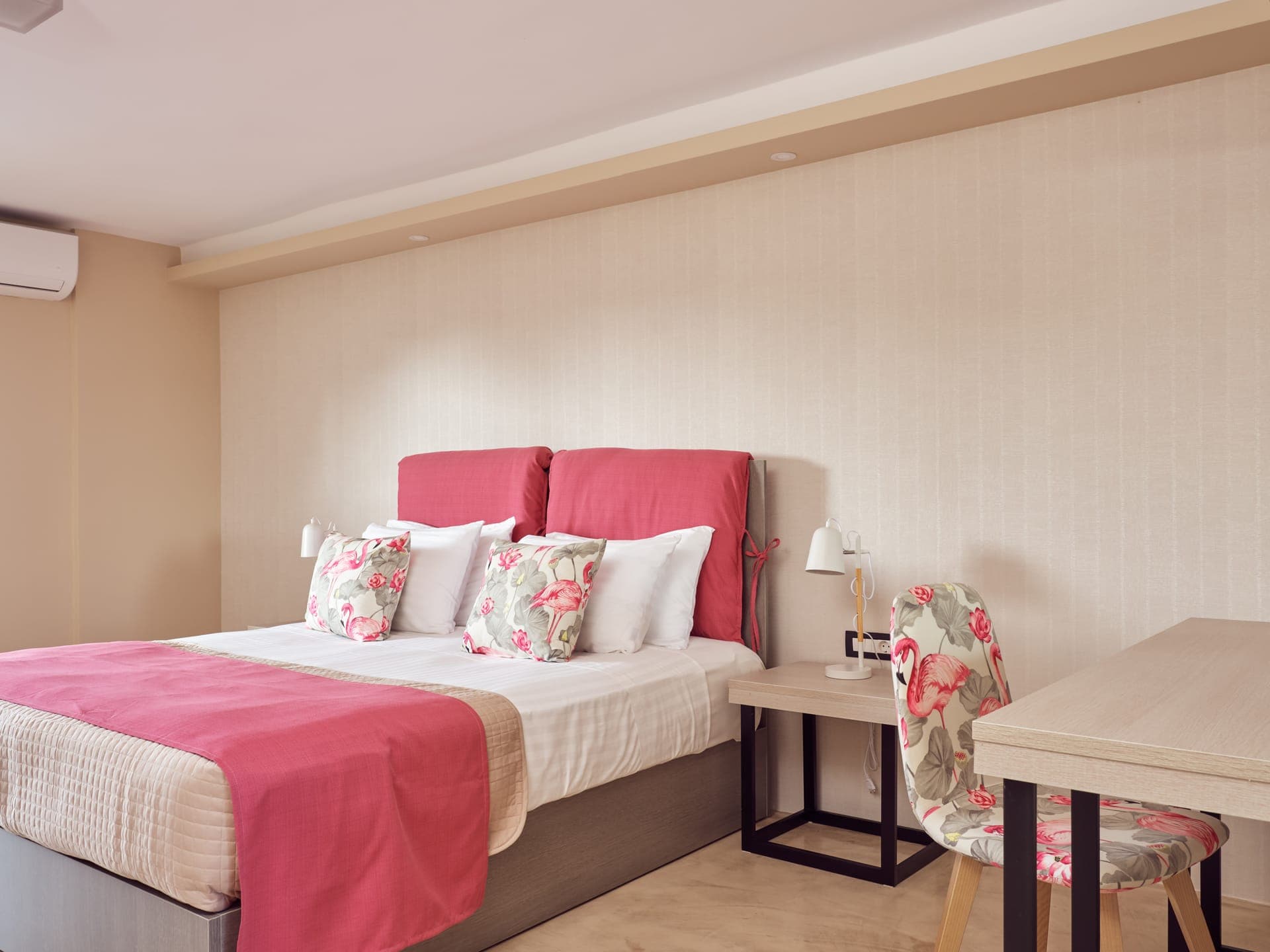 room-types-KOUKOUNARI-FAM-0.jpg