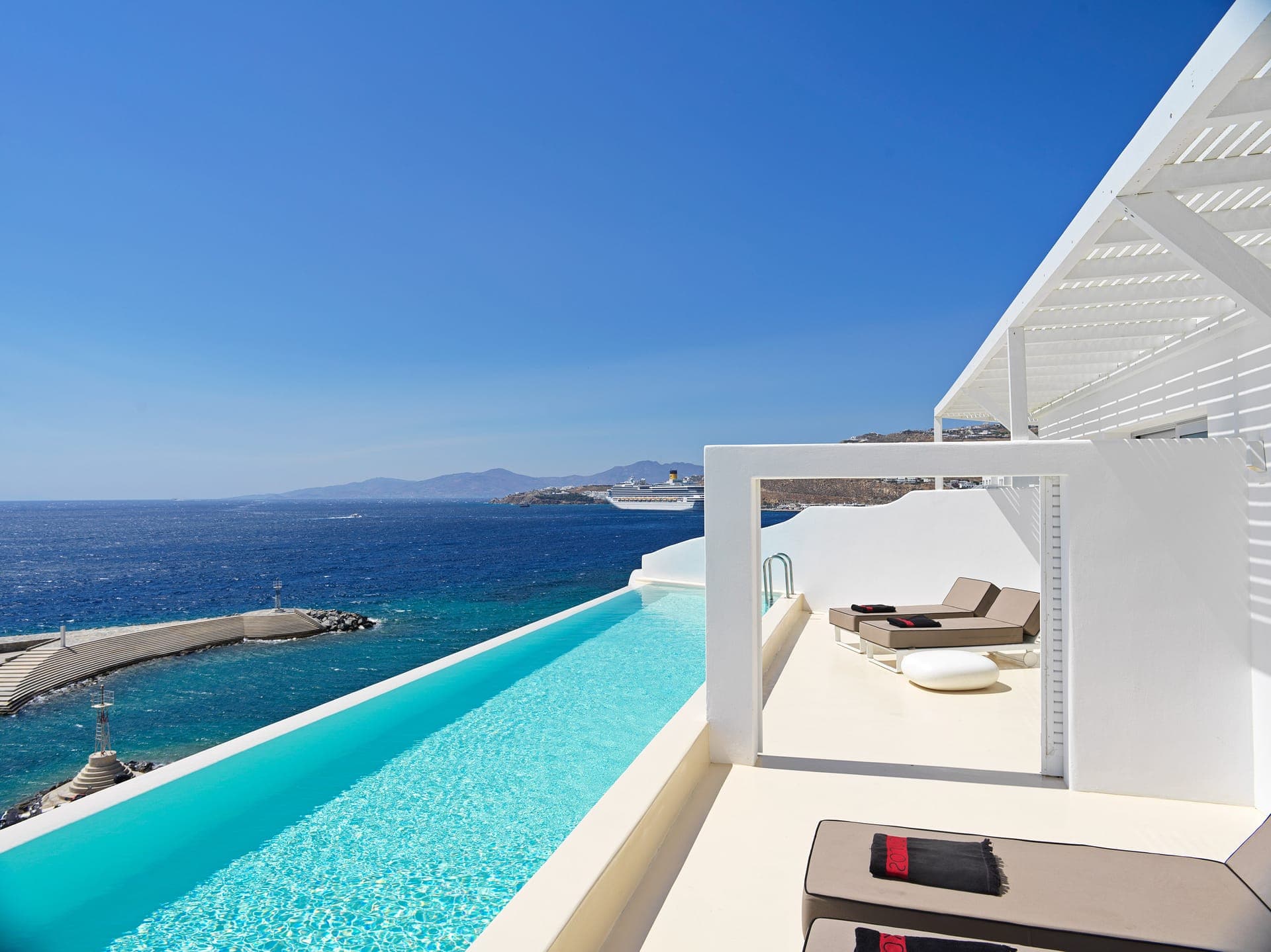 room-types-KOUROS-2R2POO-0.jpg