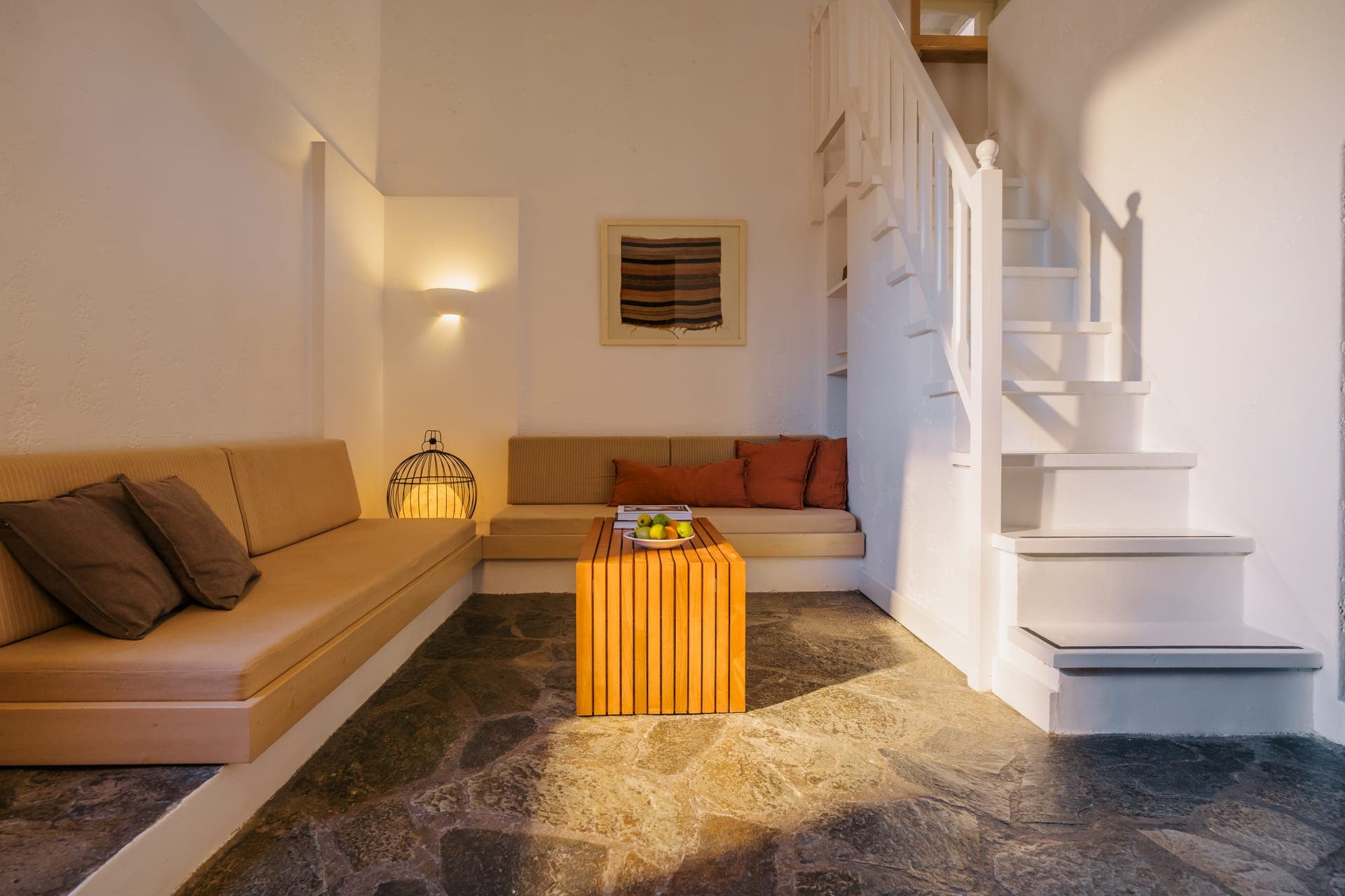 room-types-KOUTOULV-STUDIO-0.jpg