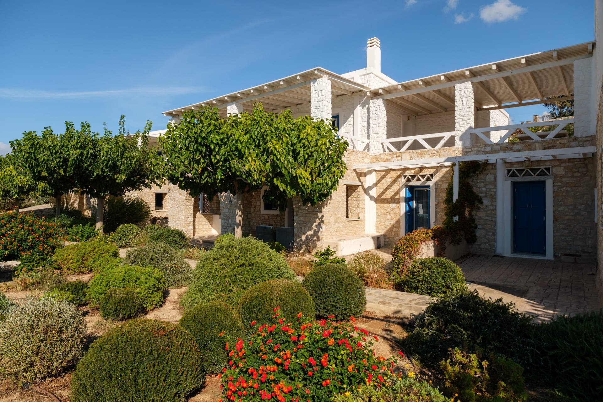 room-types-KRIOLITHOS-VILLA-0.jpg