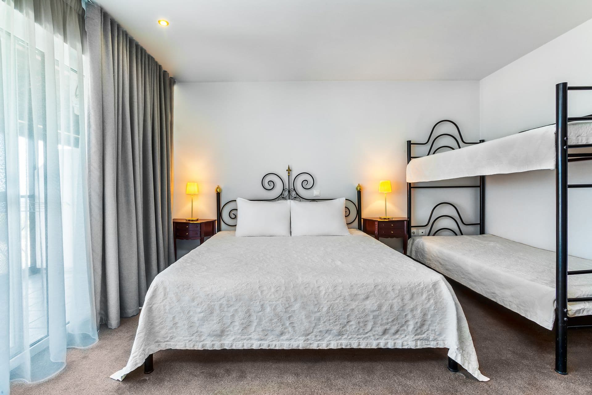 room-types-KRIOPIGI-FAMECO-0.jpg