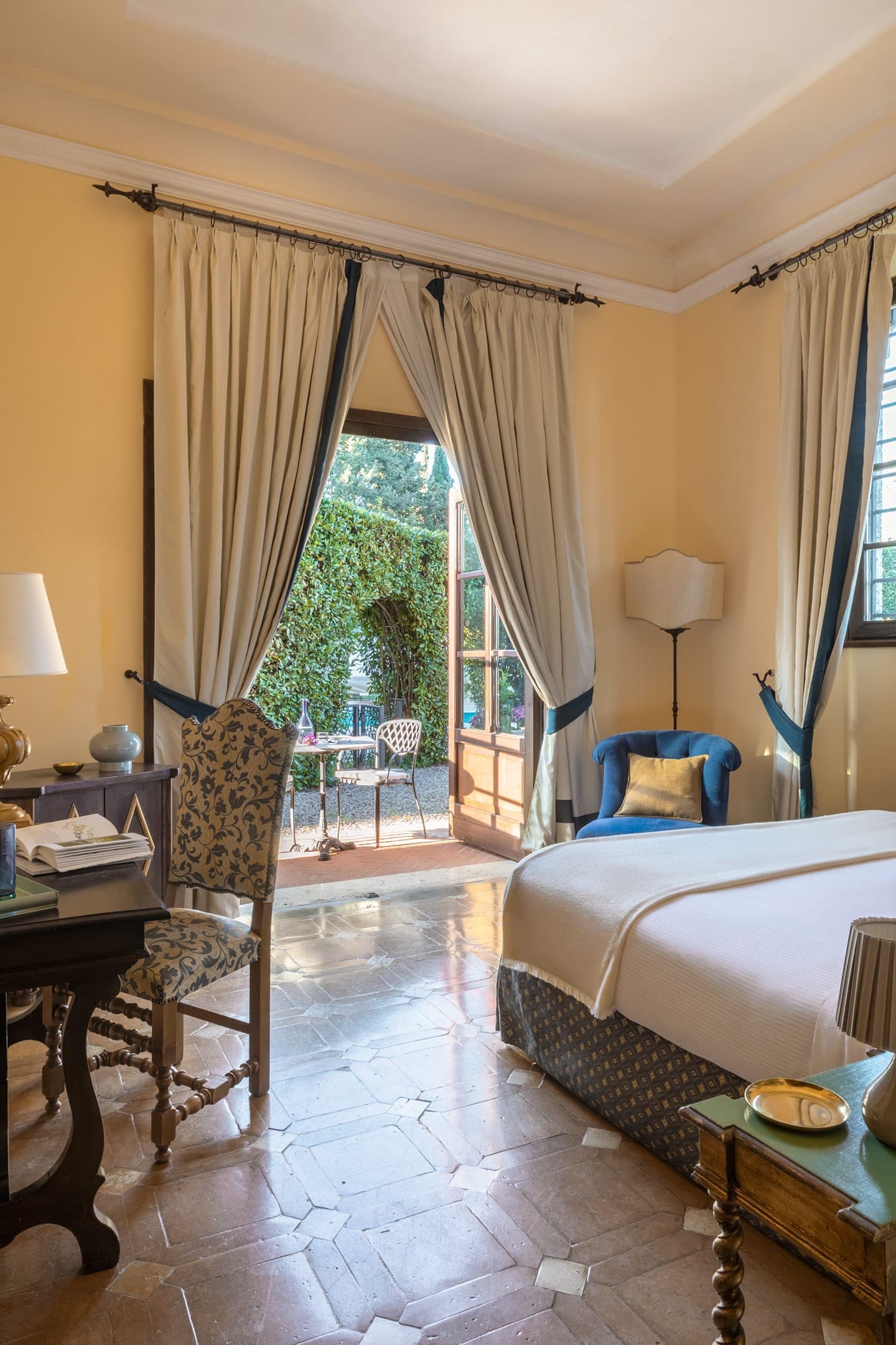 room-types-LACOLLEG-SUP-0.jpg