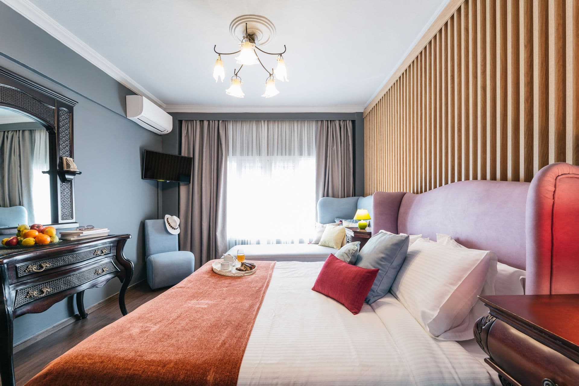 room-types-LADADIKA-DELDBL-0.jpg