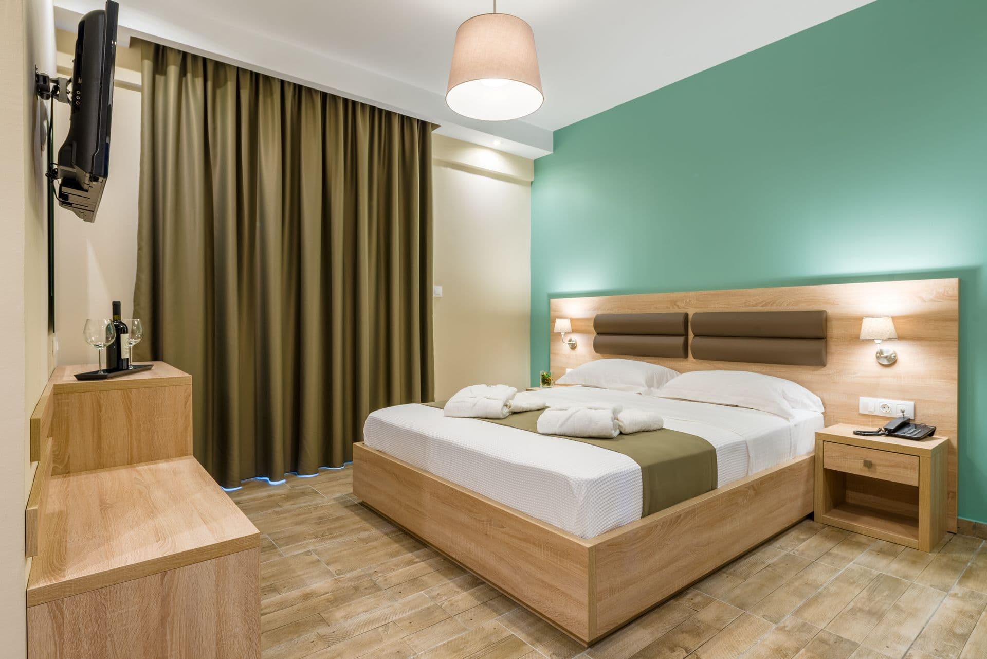 room-types-LAGARIA-SUP-0.jpg