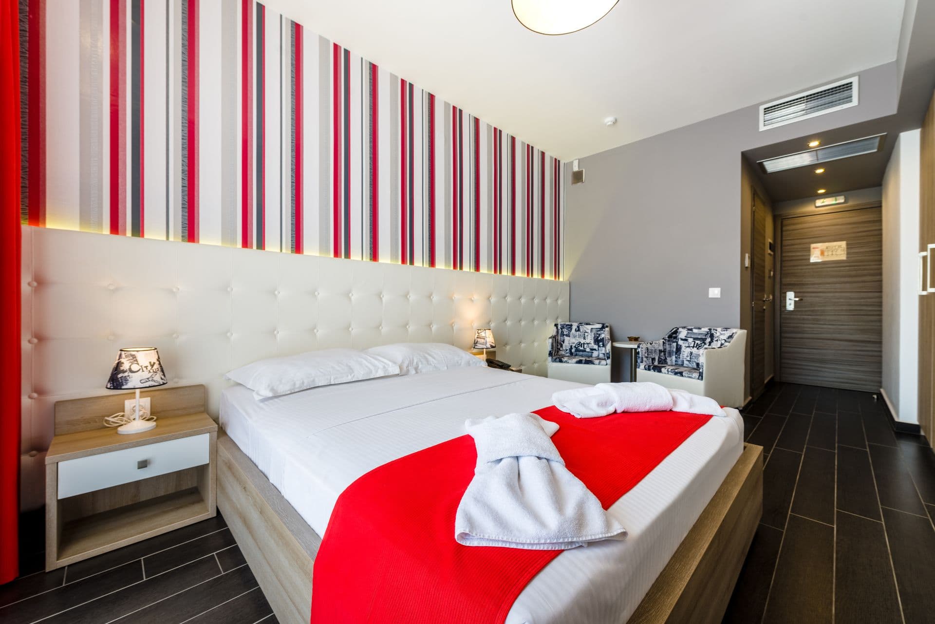 room-types-LAGARIAPAL-FLX-0.jpg