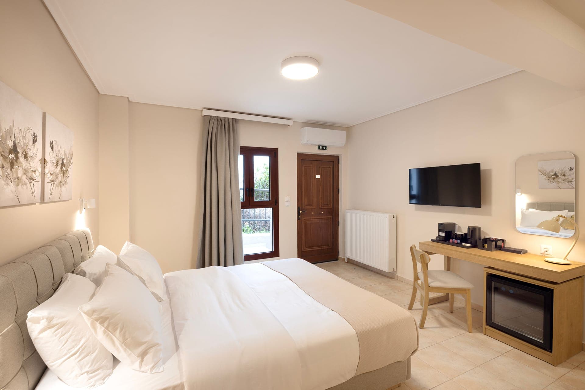 room-types-LAKEKREMAS-TRPL-0.jpg