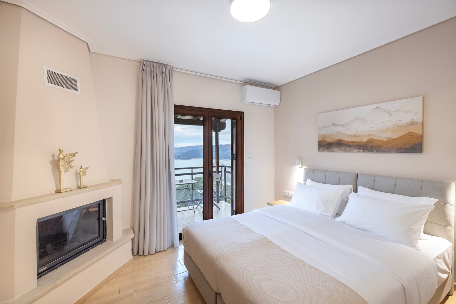 room-types-LAKEKREMAS-TRPLB-0.jpg