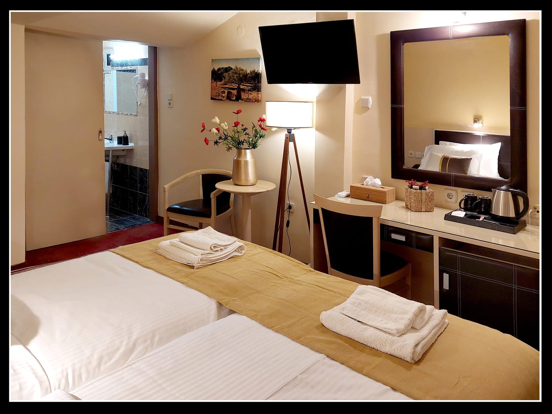 room-types-LAKONIA-SPRFAM-0.jpg