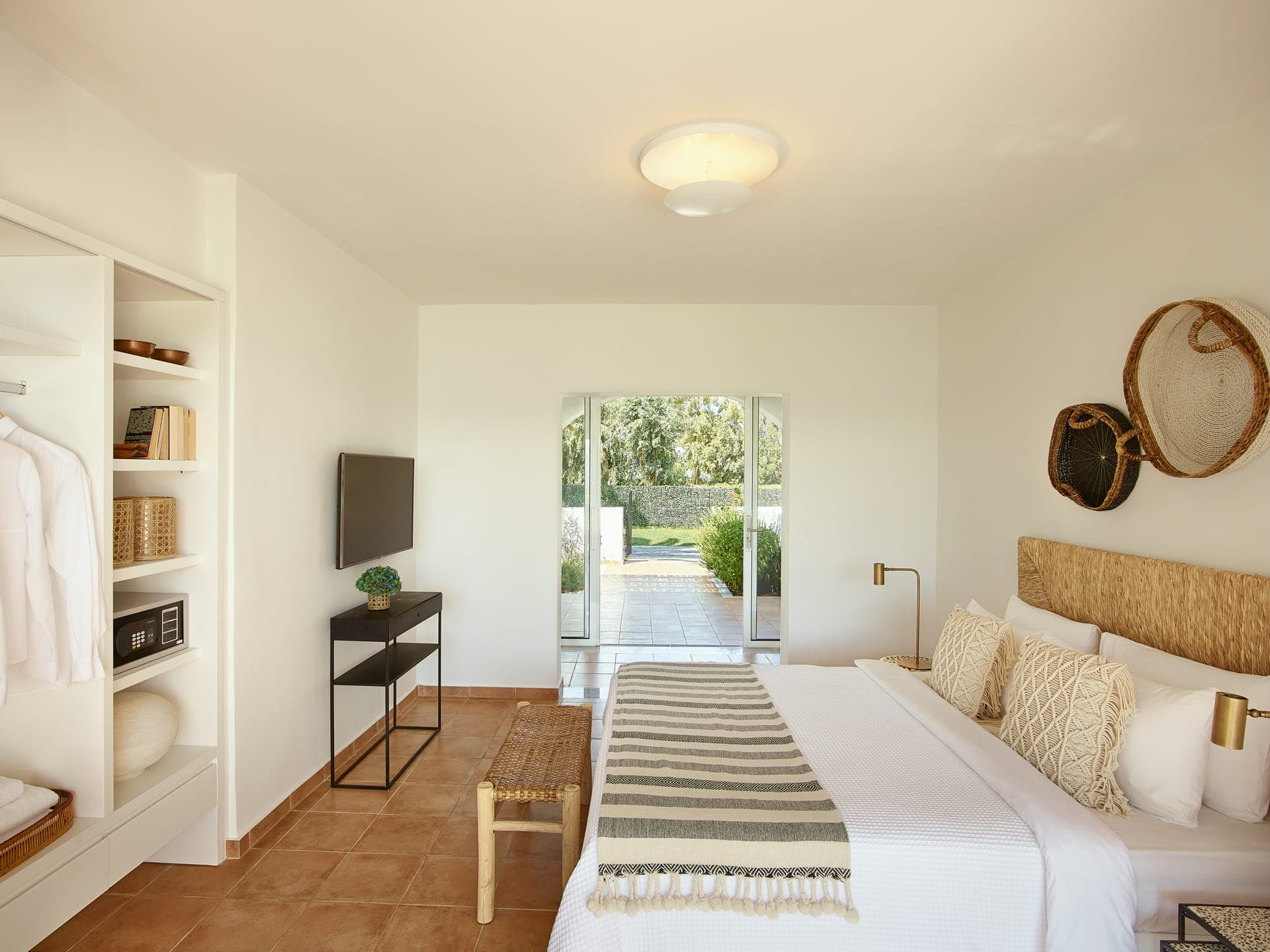room-types-LAKOPETRA-BGFE-0.jpg