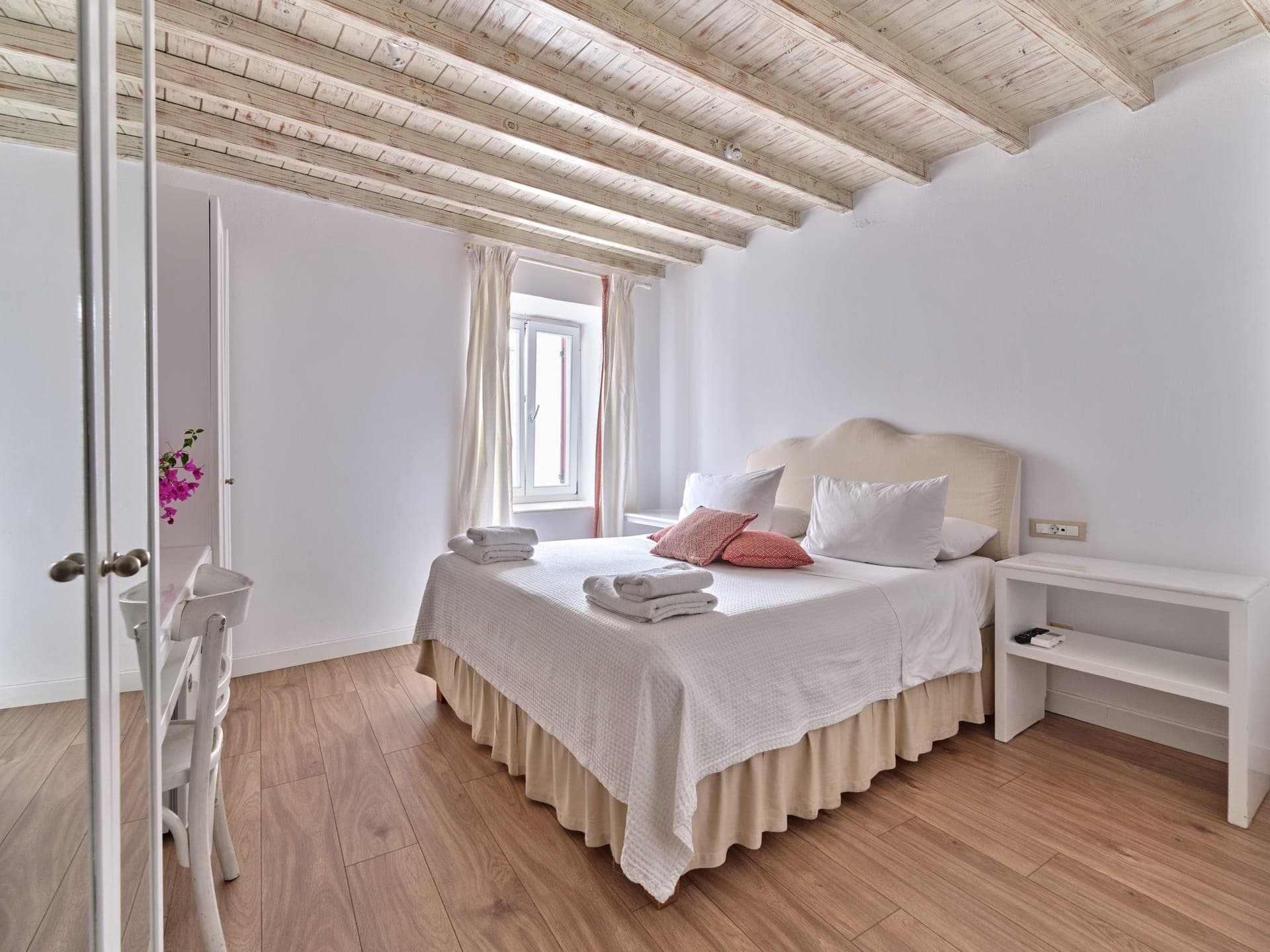 room-types-LAMAISONK-DBLF-0.jpg