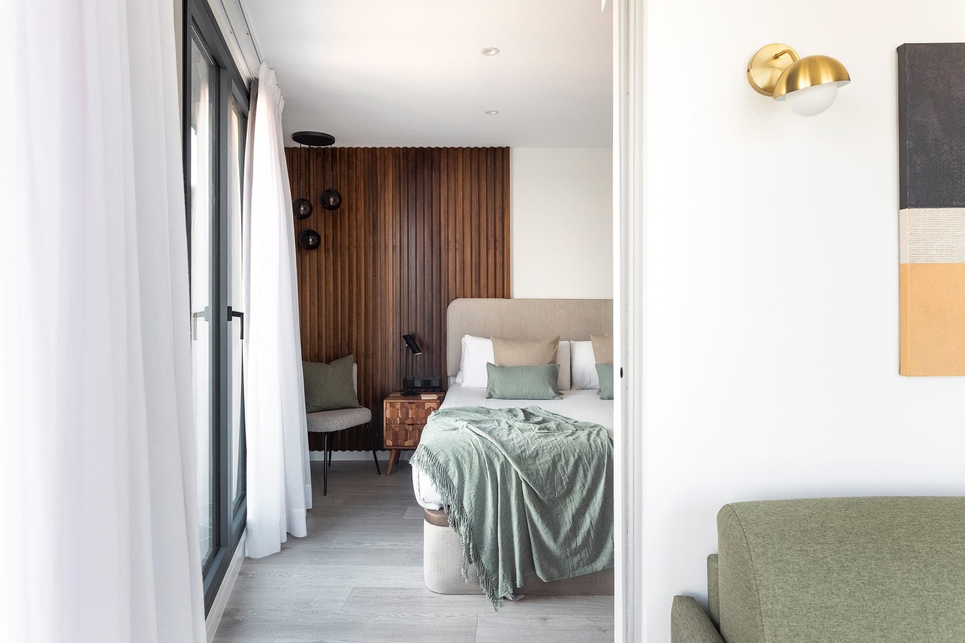 room-types-LARAMBLA-1BRTER-0.jpg