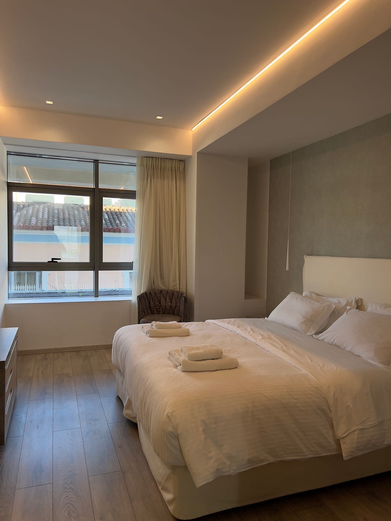 room-types-LASHOTSPA-COMFDB-0.jpg