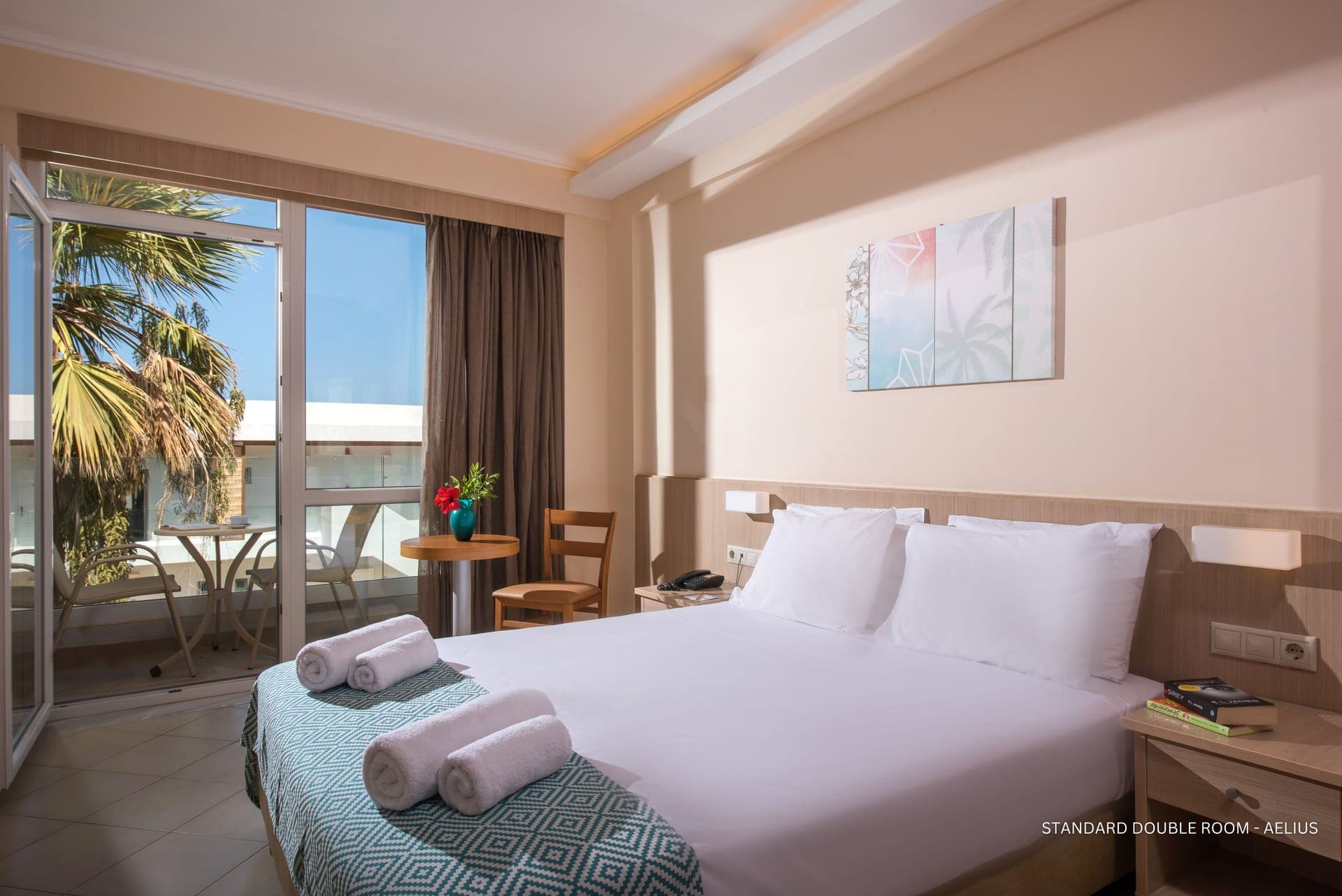 room-types-LAVRIS-STDLH-0.jpg