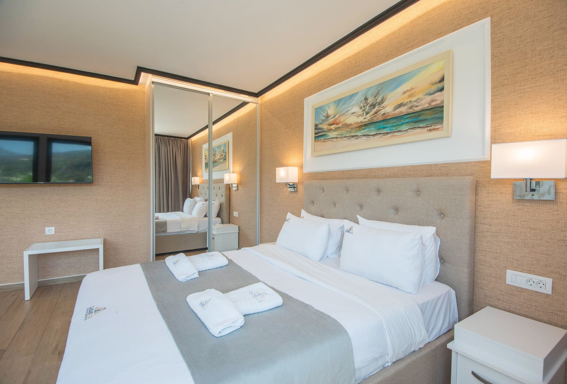 room-types-LAZARLUX-JUSUIT-0.jpg