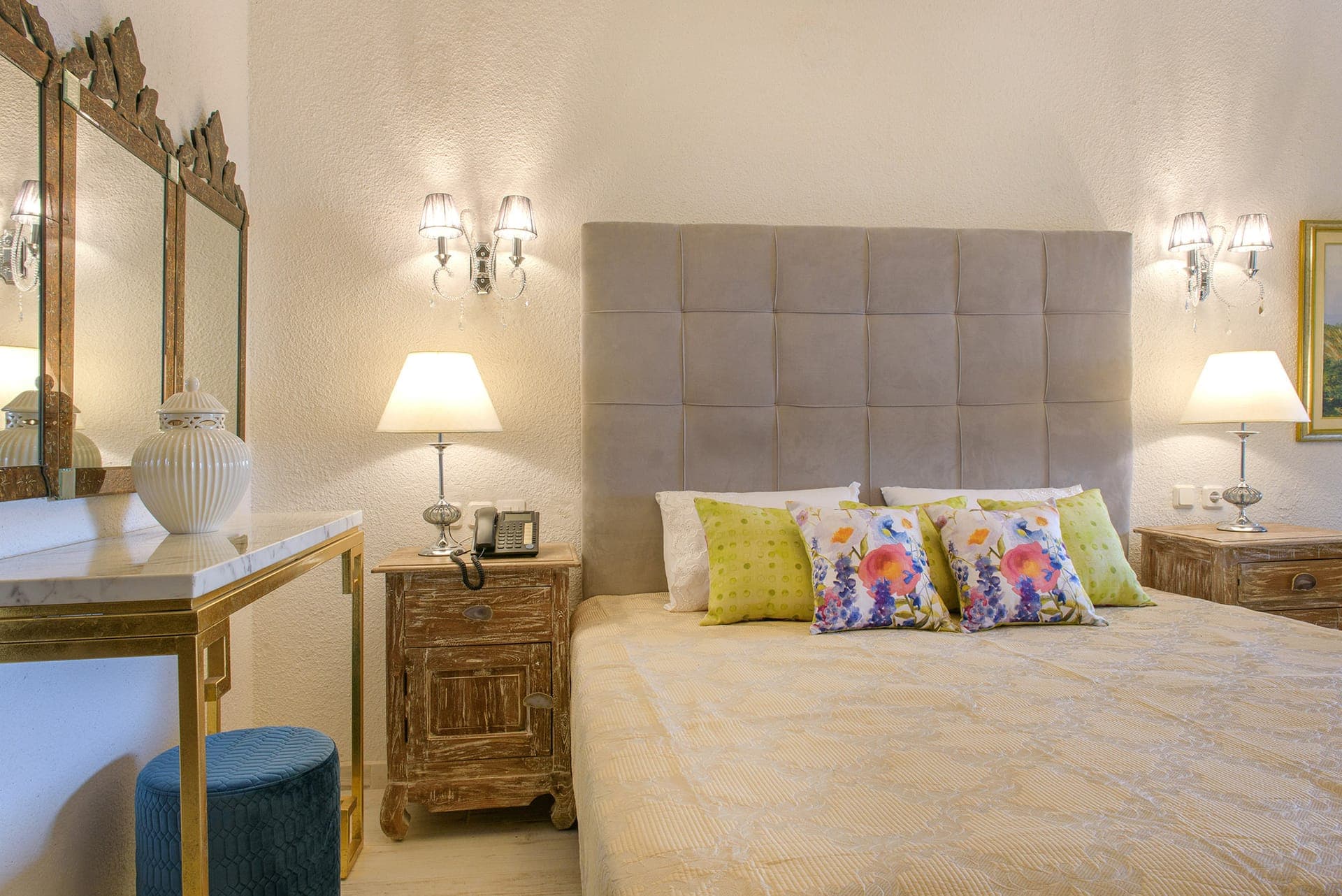 room-types-LEANDROSH-QUAD-0.jpg