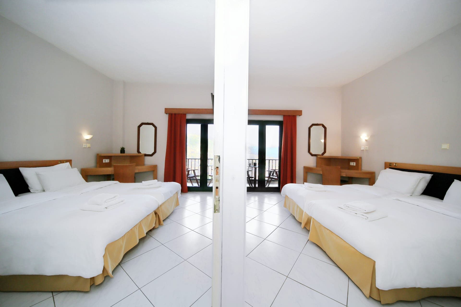 room-types-LECADIN-FAM1-0.jpg