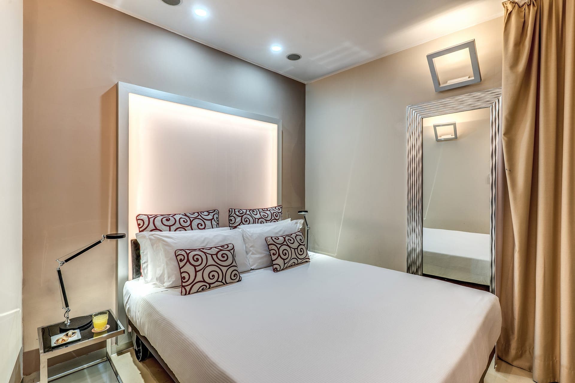 room-types-LEGRIFFE-SMALLD-0.jpg