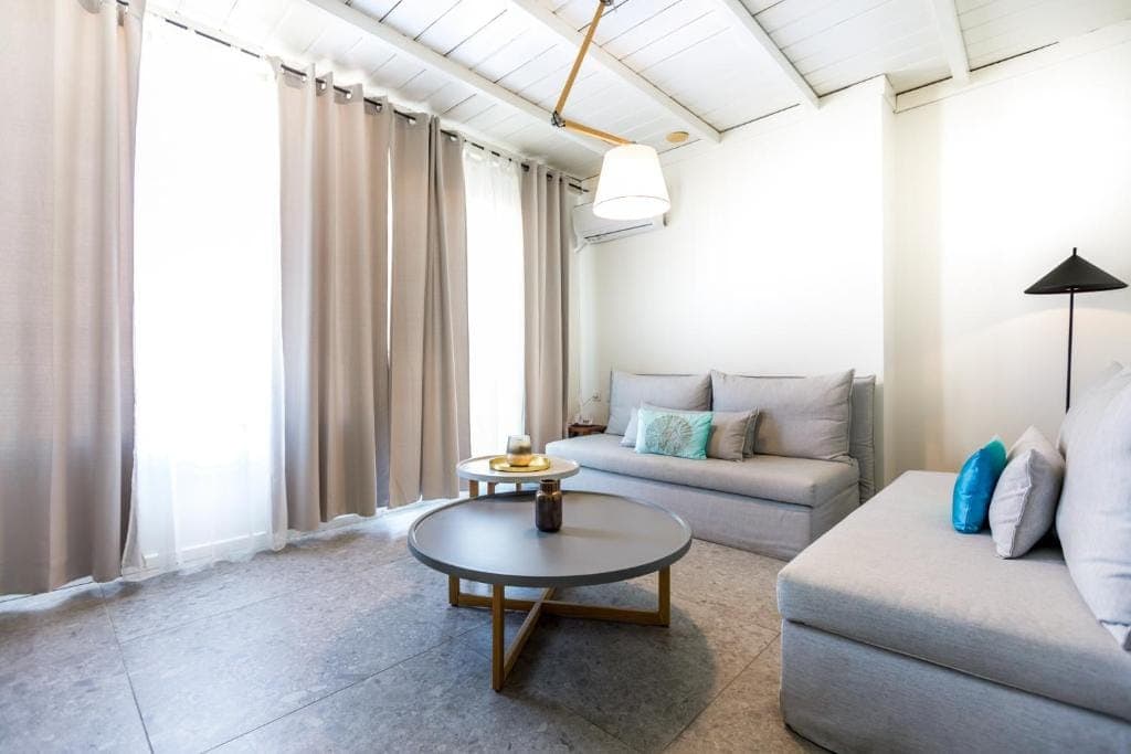 room-types-LEMONTREEH-APART-0.jpg