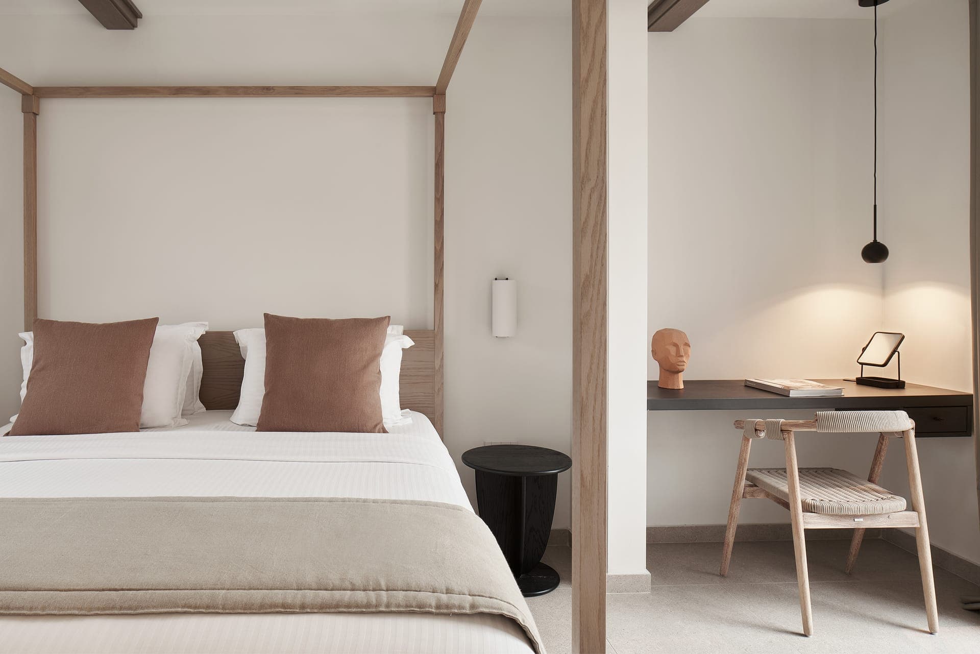 room-types-LENAMARE-LOVRS-0.jpg