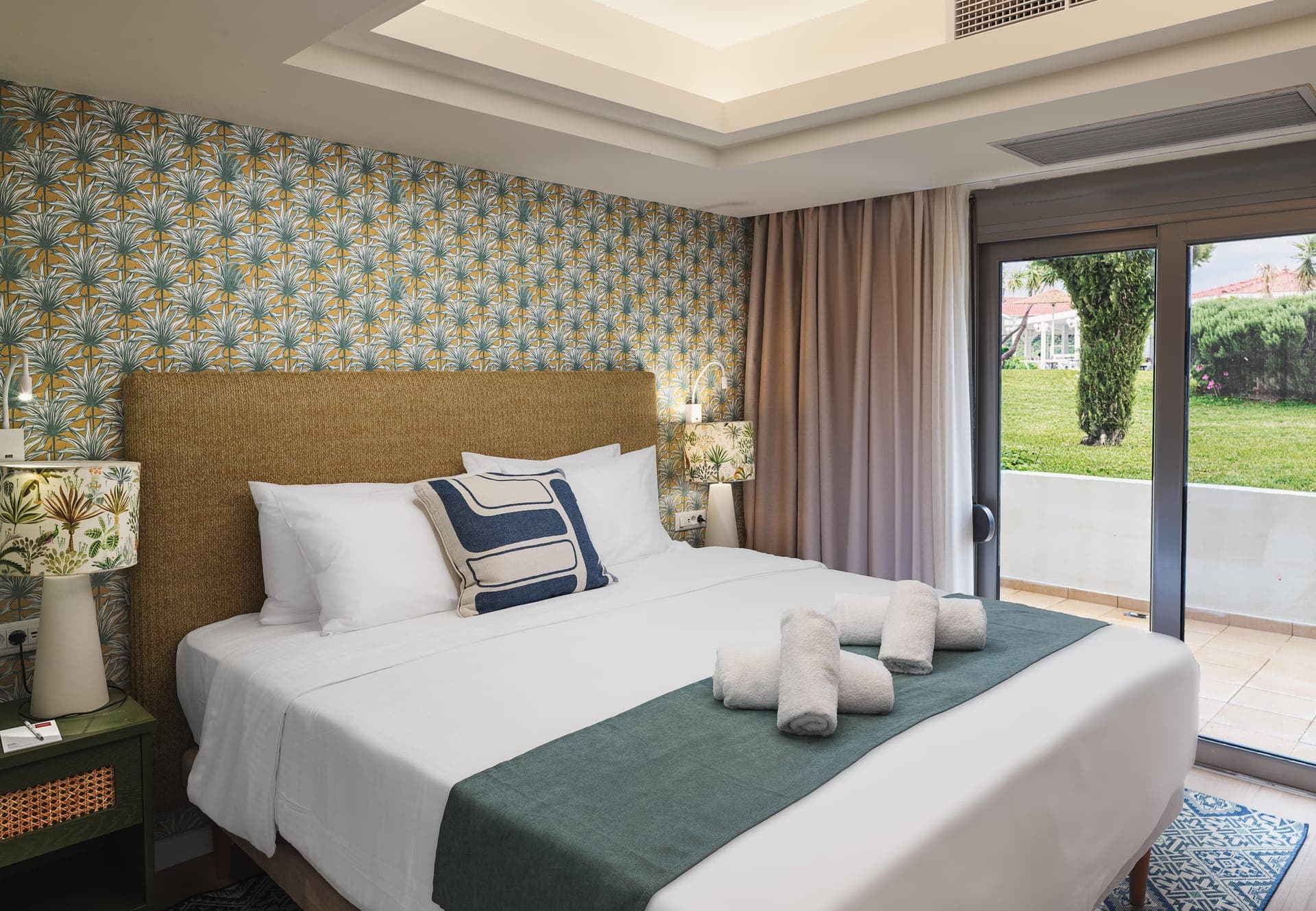 room-types-LEONARDOKO-SUTRGV-0.jpg