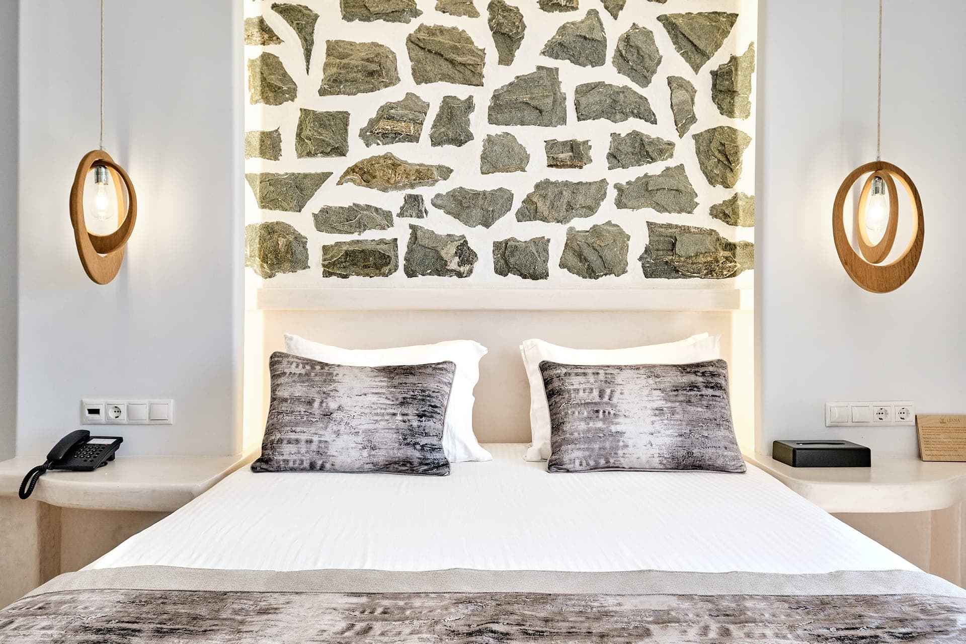 room-types-LIANANAXOS-SUPV-0.jpg