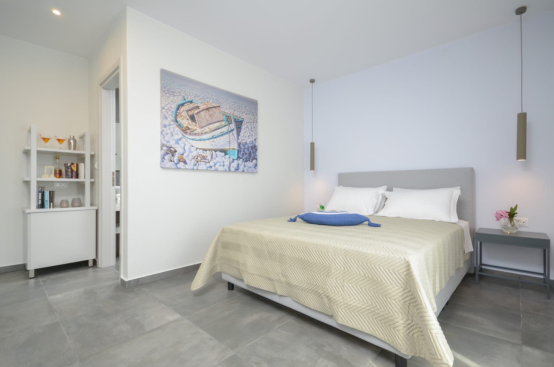room-types-LIANOSVILL-SUPSV-0.jpg