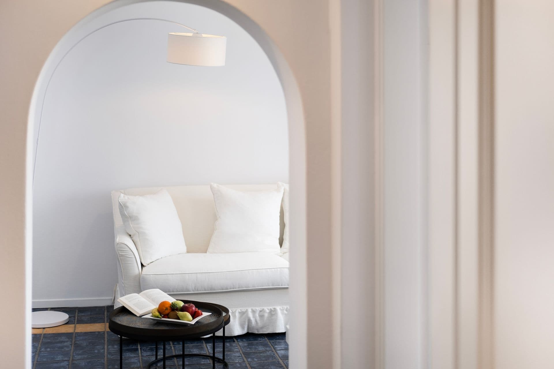 room-types-LILIUMHOTE-SUITE-0.jpg