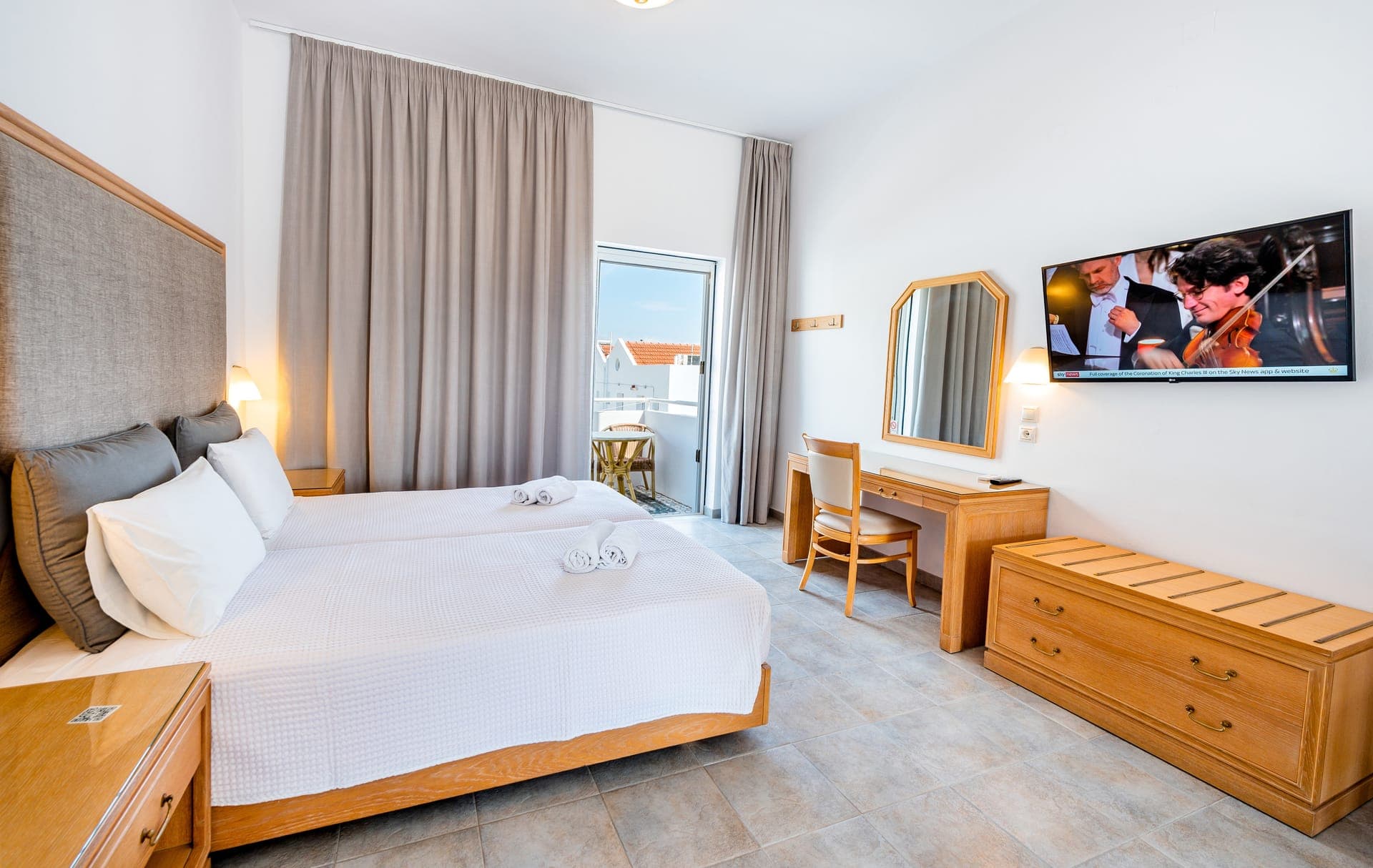 room-types-LINDOSVIEW-CLSTU-0.jpg