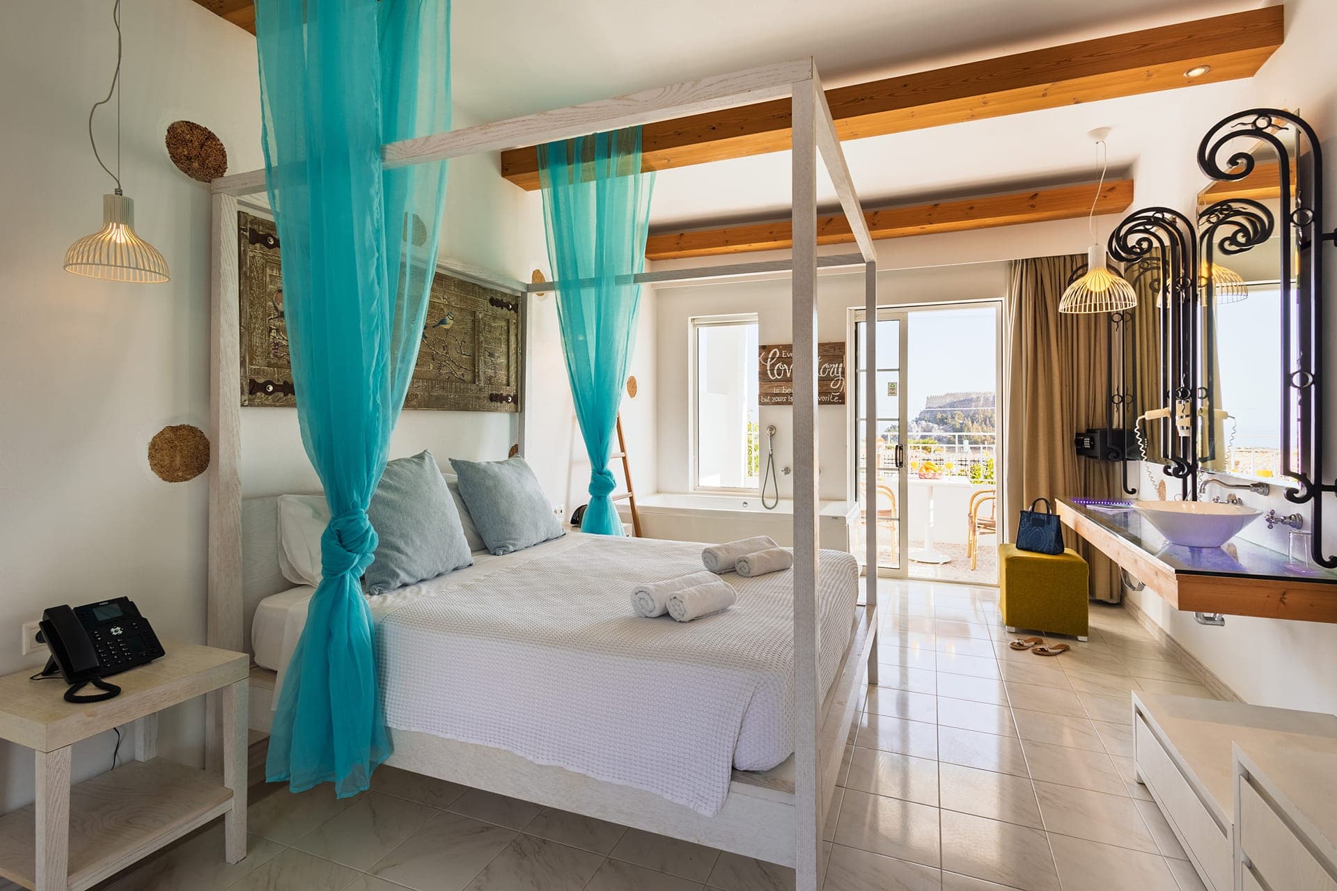 room-types-LINDOSVIEW-HEARTS-0.jpg