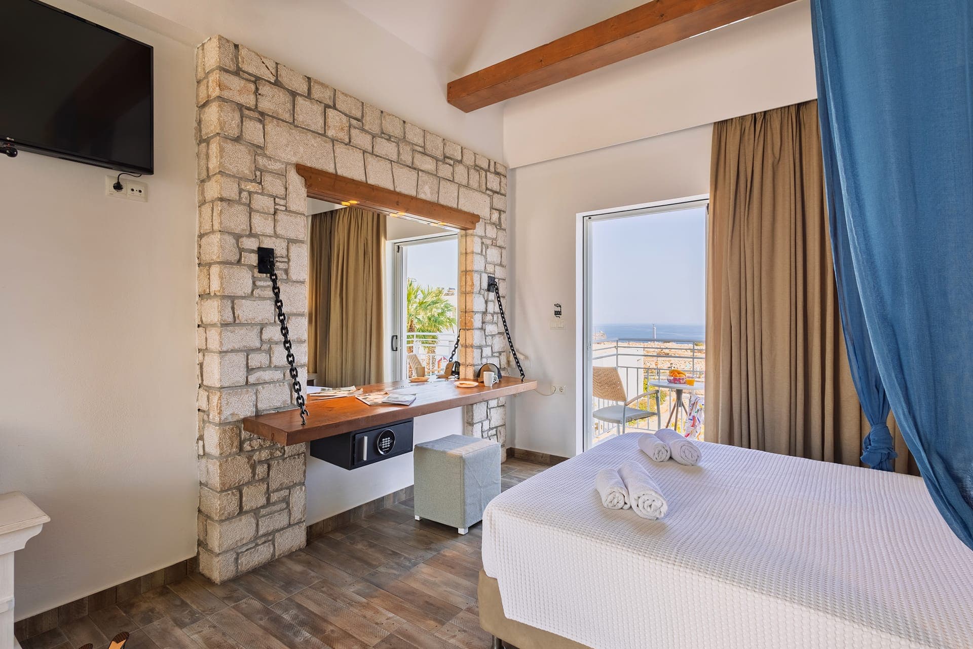 room-types-LINDOSVIEW-KNIGHT-0.jpg