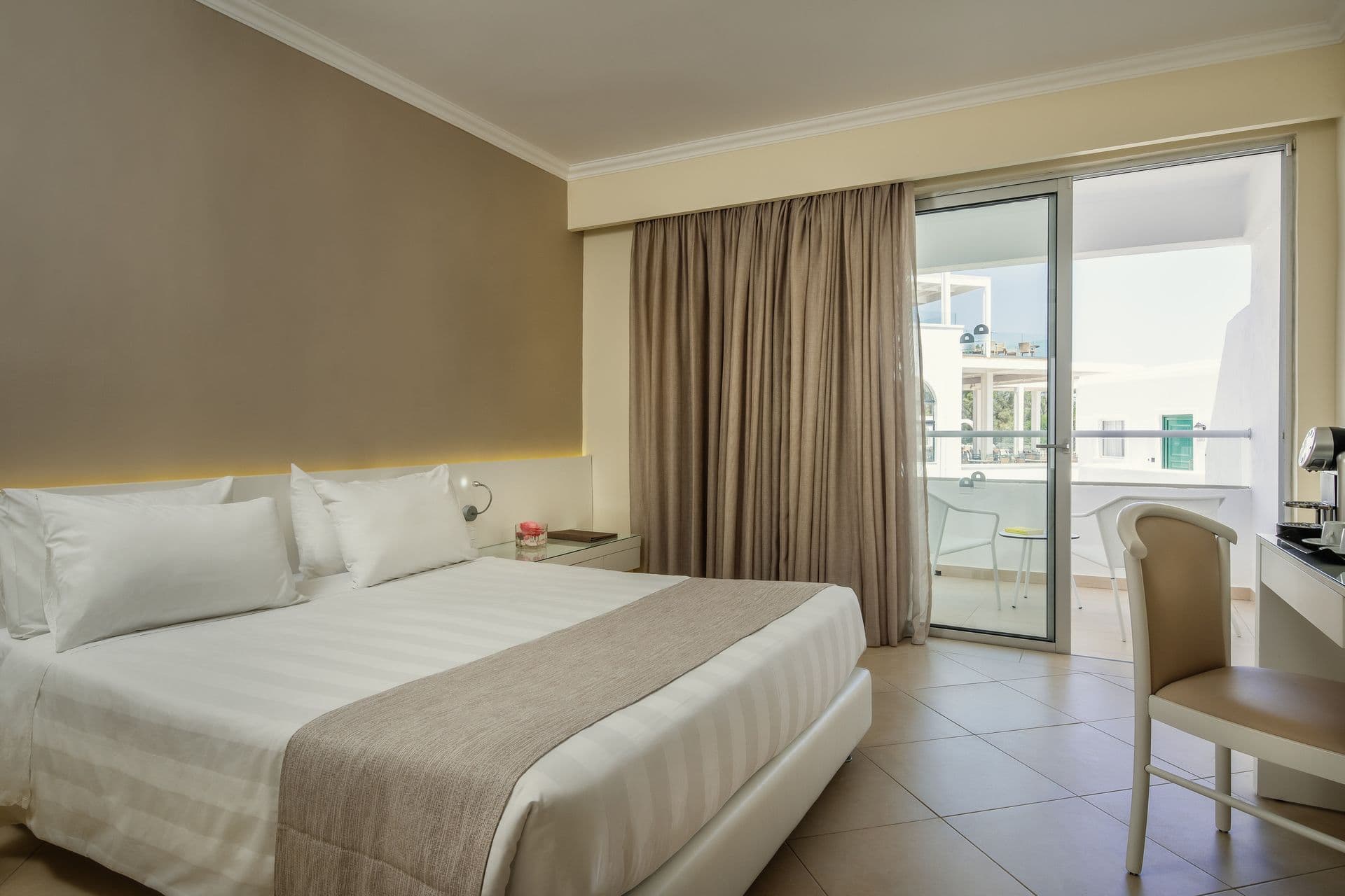 room-types-LINVILLAGE-DLXGV-0.jpg