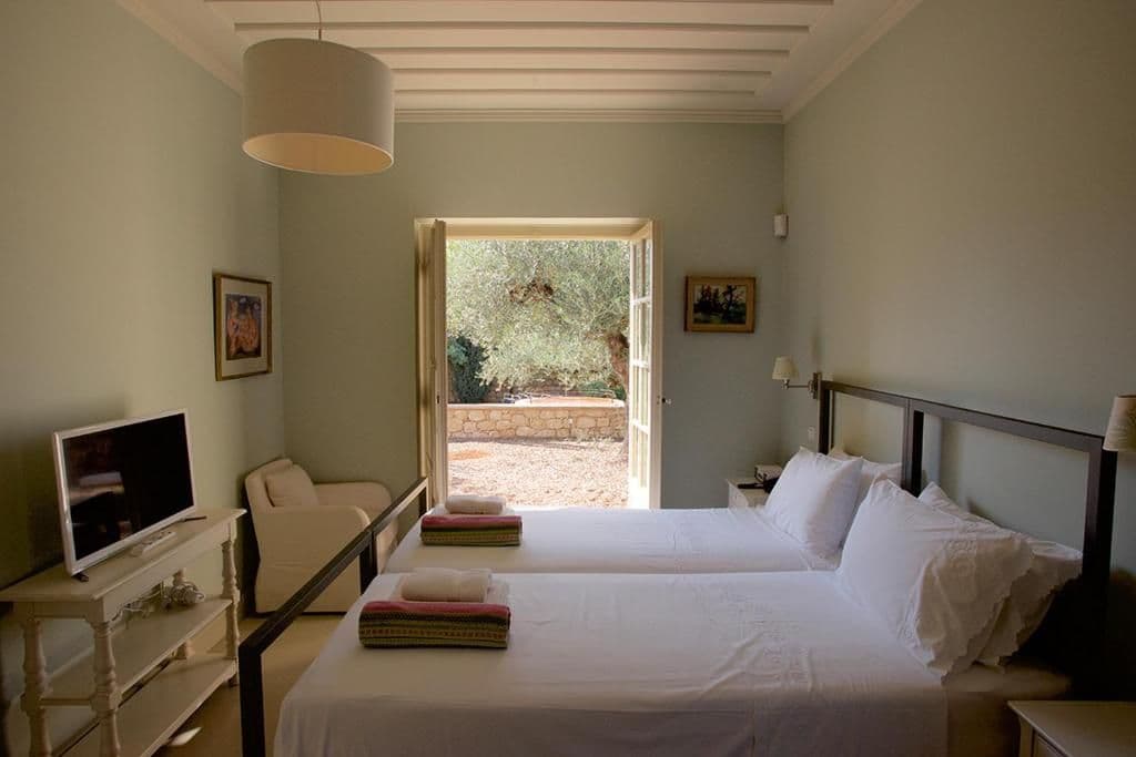 room-types-LIODENTRA-STUDIO-0.jpg