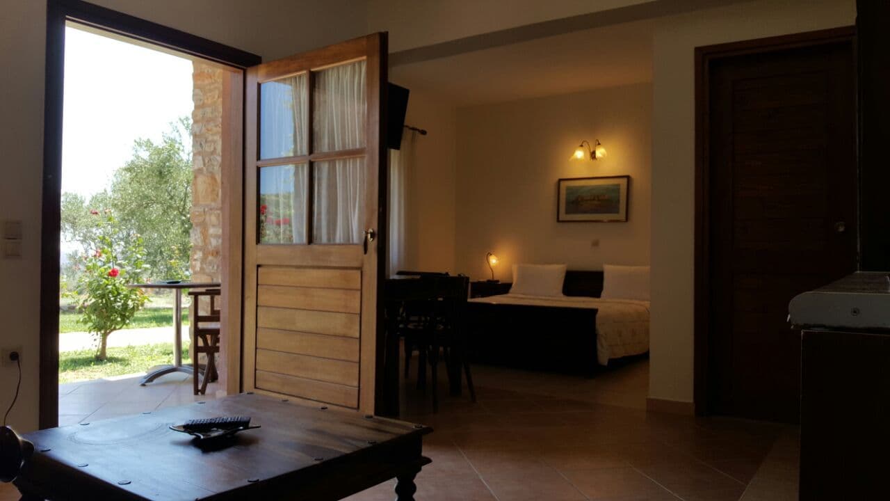 room-types-LIOTRIVIHT-SUPROO-0.jpg