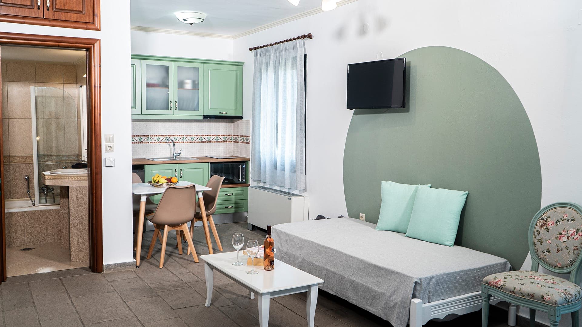 room-types-LITHOESSAR-SUPERI-0.jpg