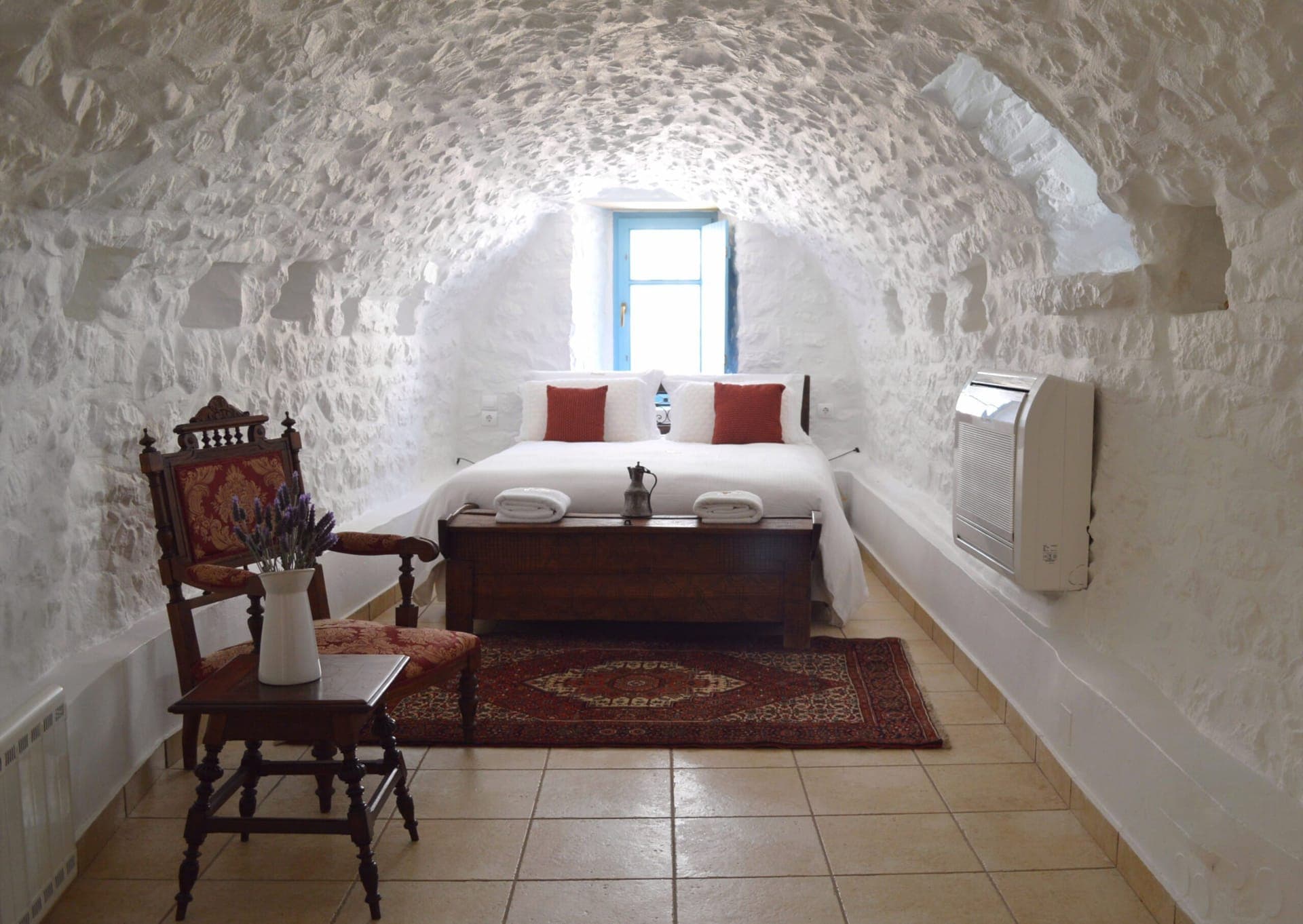room-types-LITHOSSTON-KAMAR-0.jpg