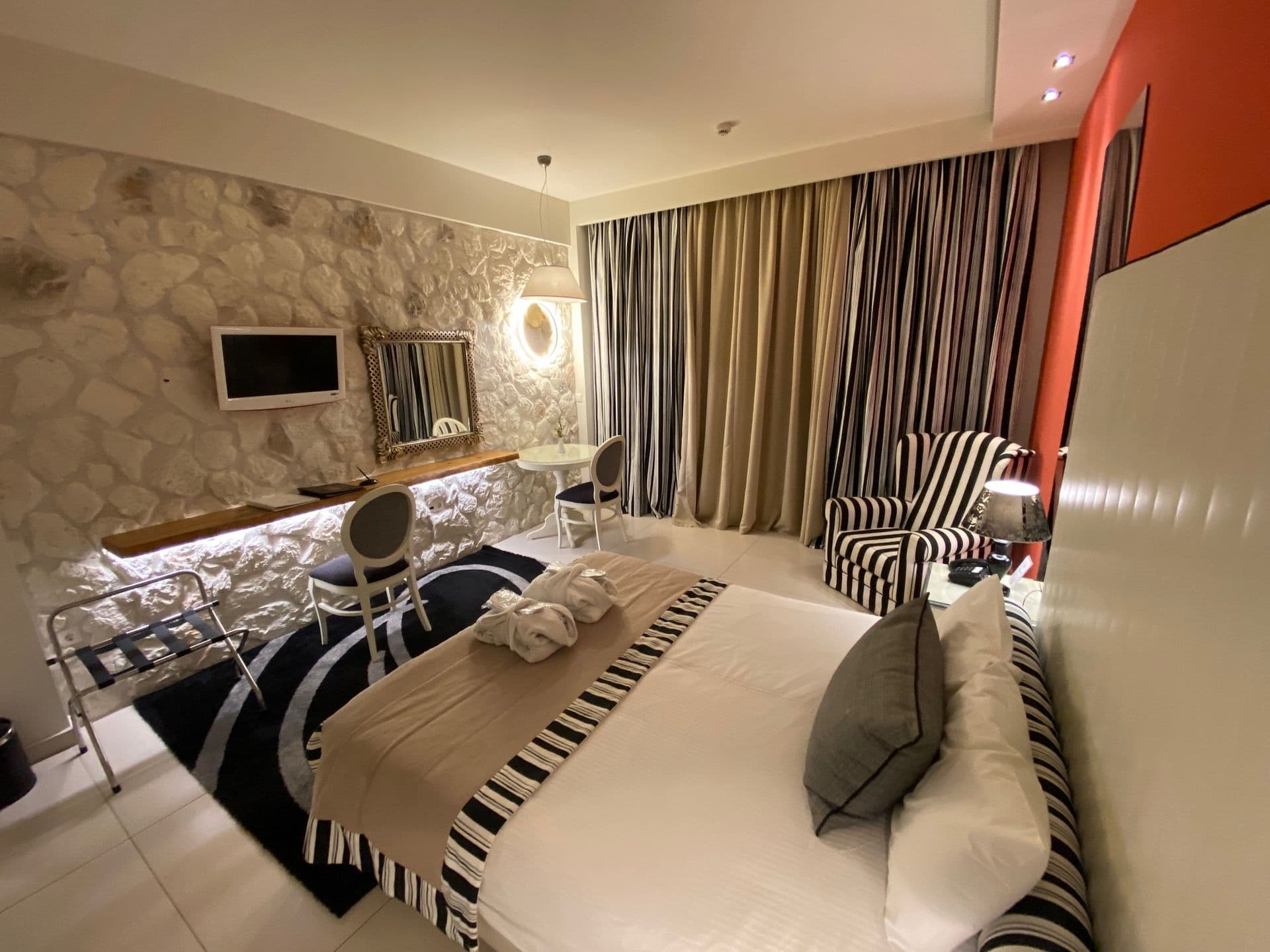 room-types-LITOHORO-CLASSI-0.jpg