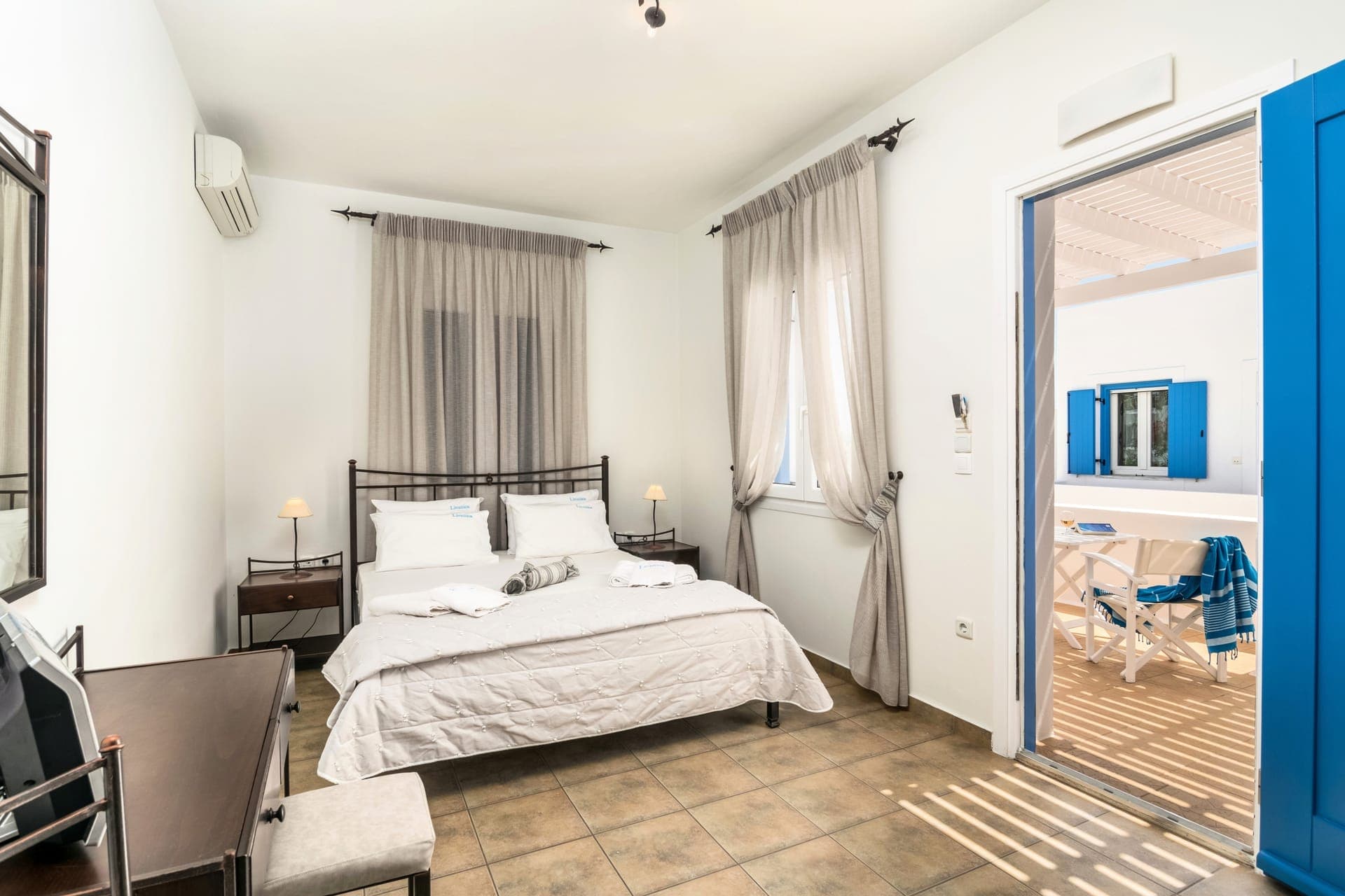 room-types-LIVANIOS-DBLST-0.jpg