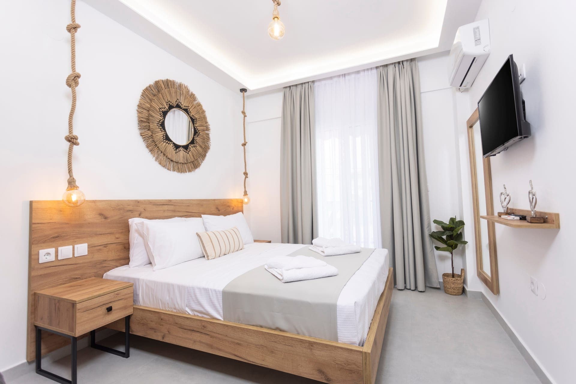 room-types-LIVEINGR-PAULA-0.jpg