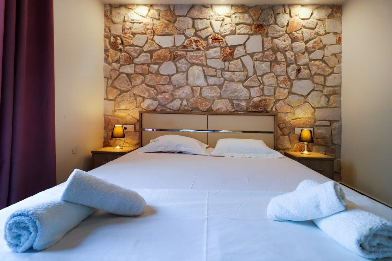 room-types-LIVEINGR-VICKTO-0.jpg