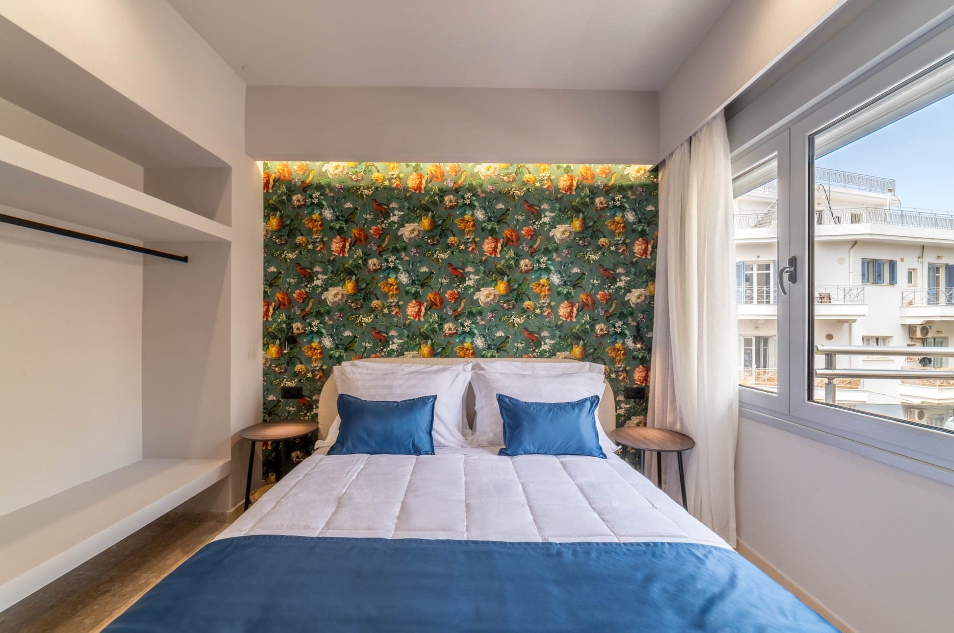 room-types-LIVING4H-SUITE-0.jpg