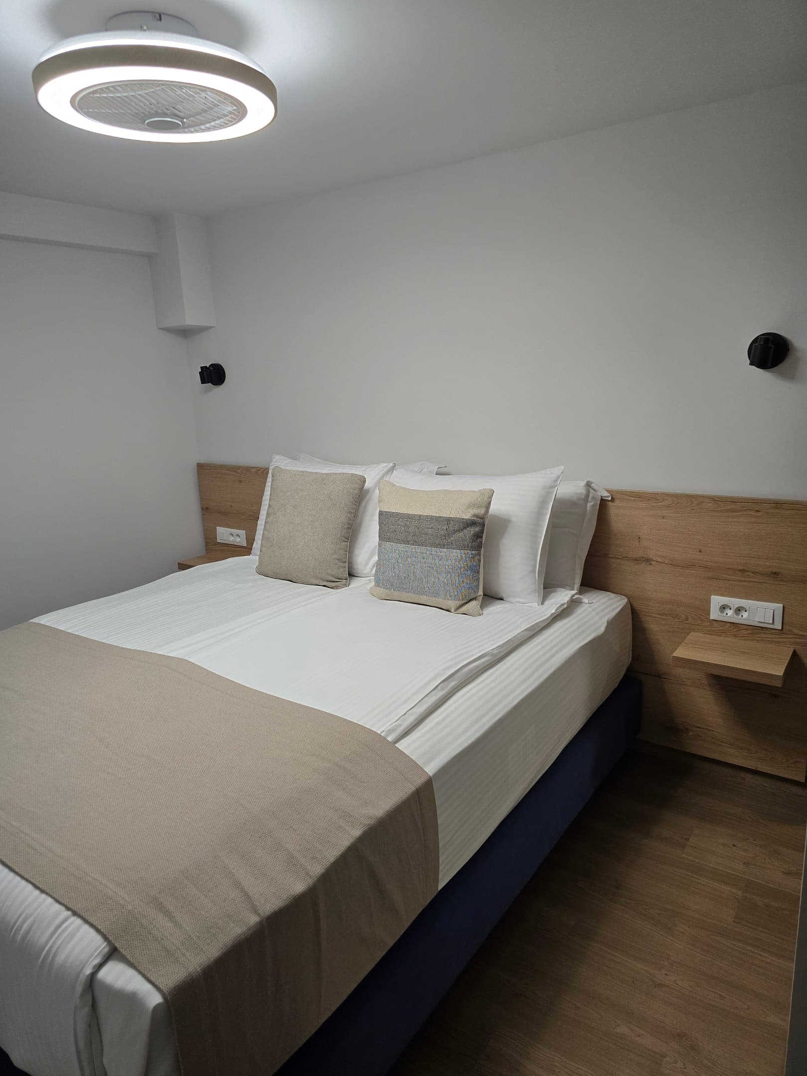 room-types-LIVINGACR-APMT-0.jpg