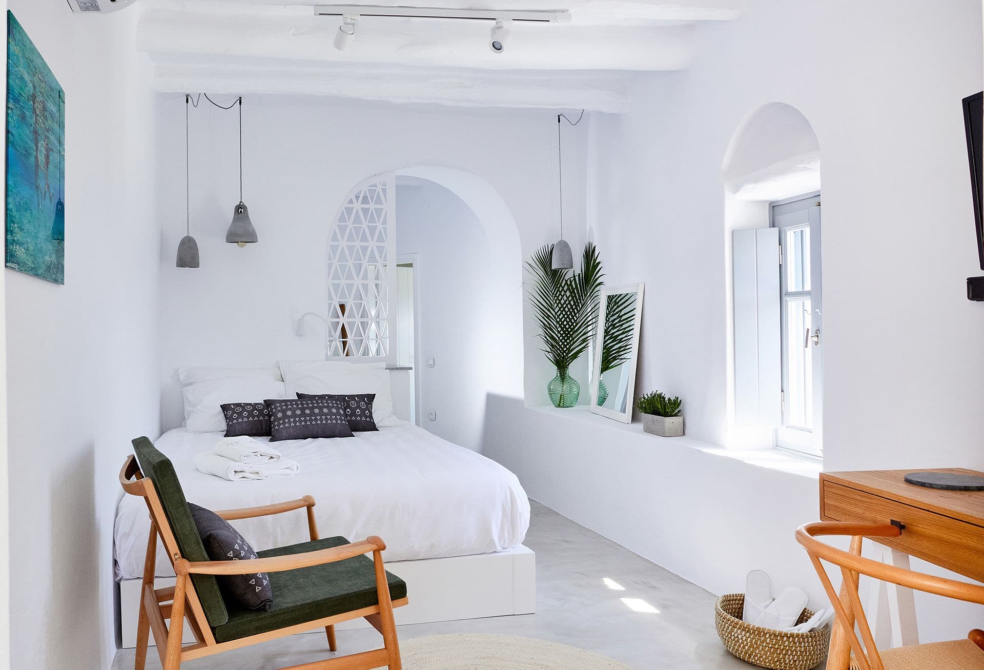 room-types-LIVINGTHER-SDBLSV-0.jpg