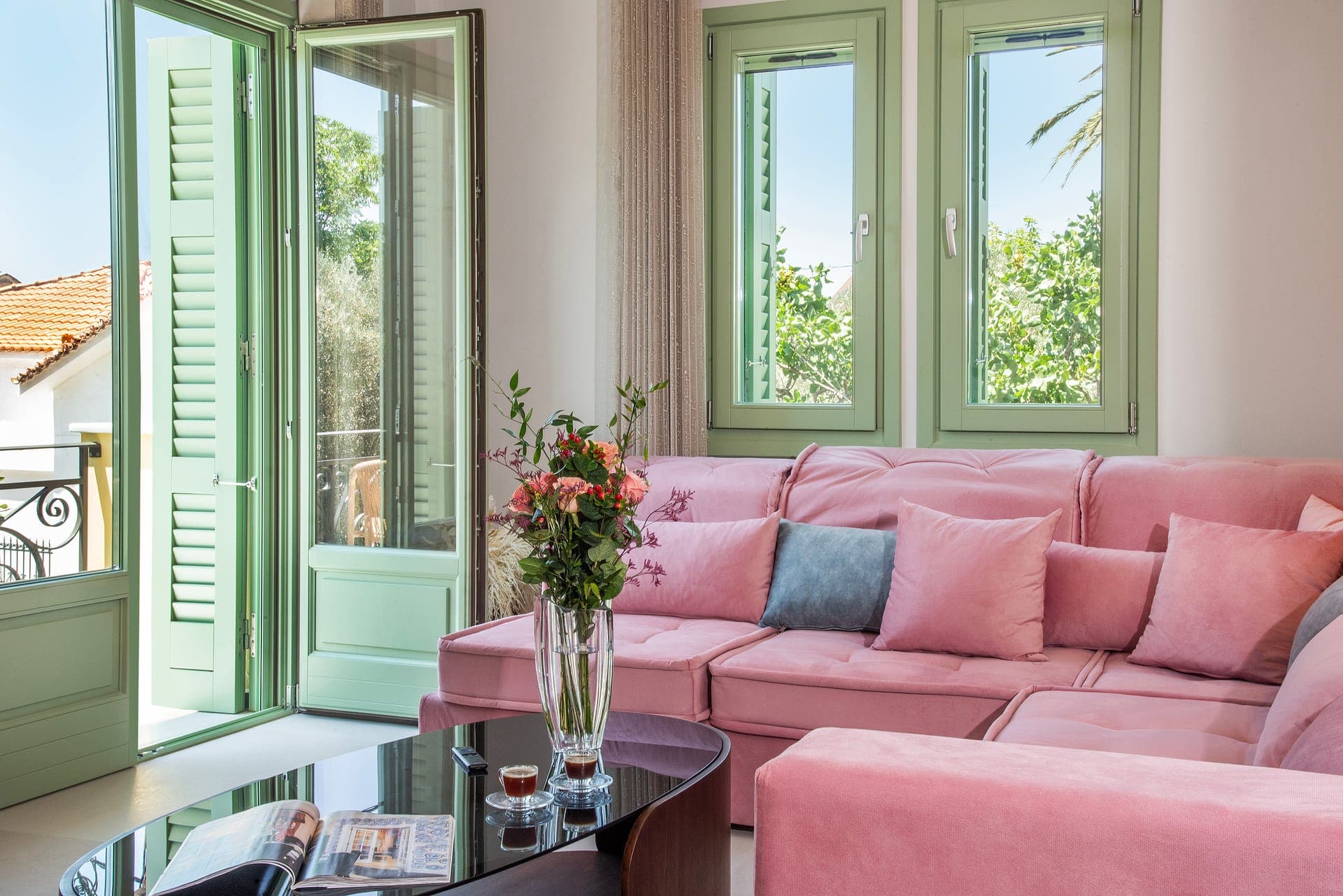 room-types-LMPROPERTY-PANTHE-0.jpg