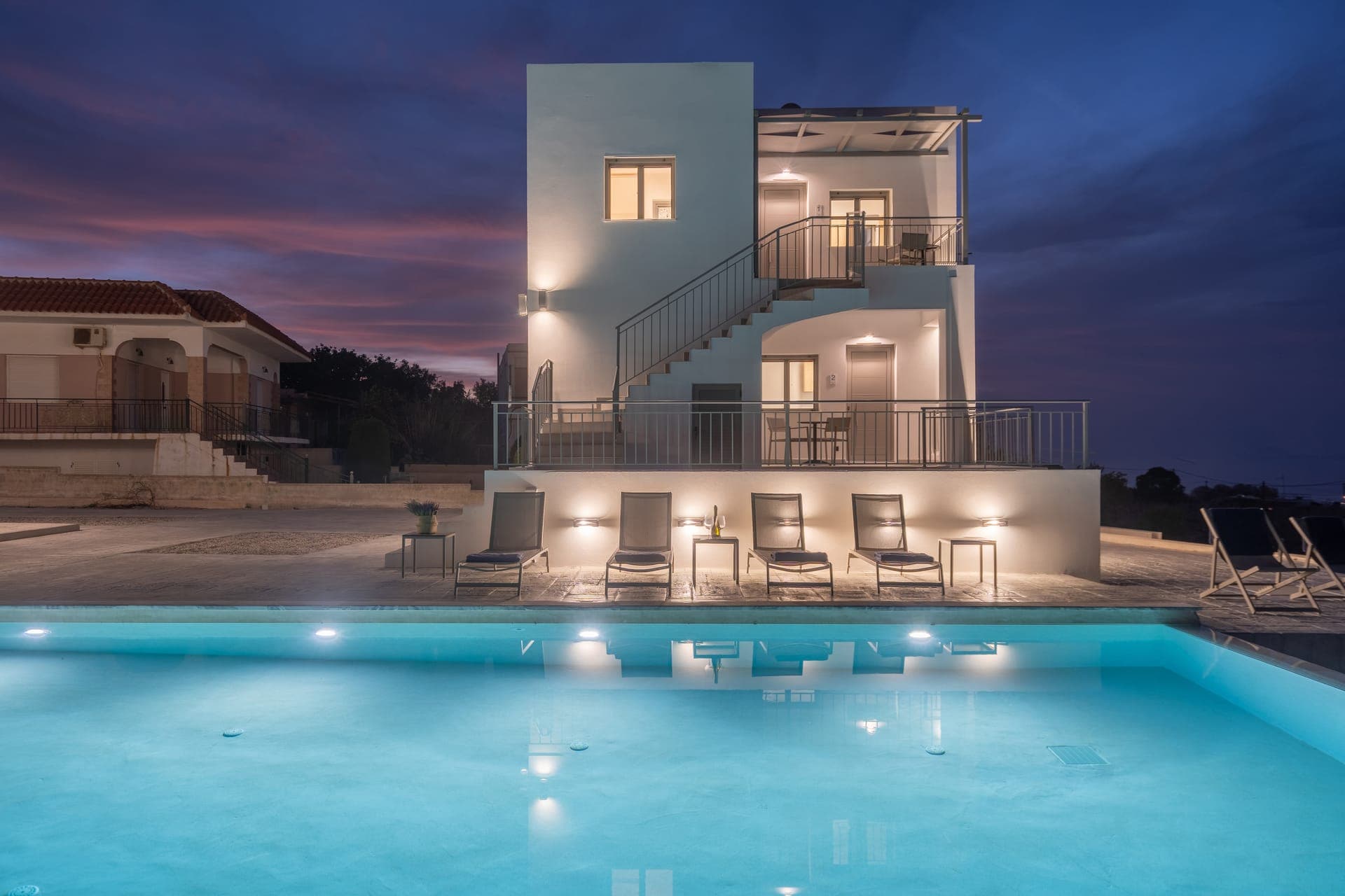 room-types-LMPROPERTY-POOLFI-0.jpg