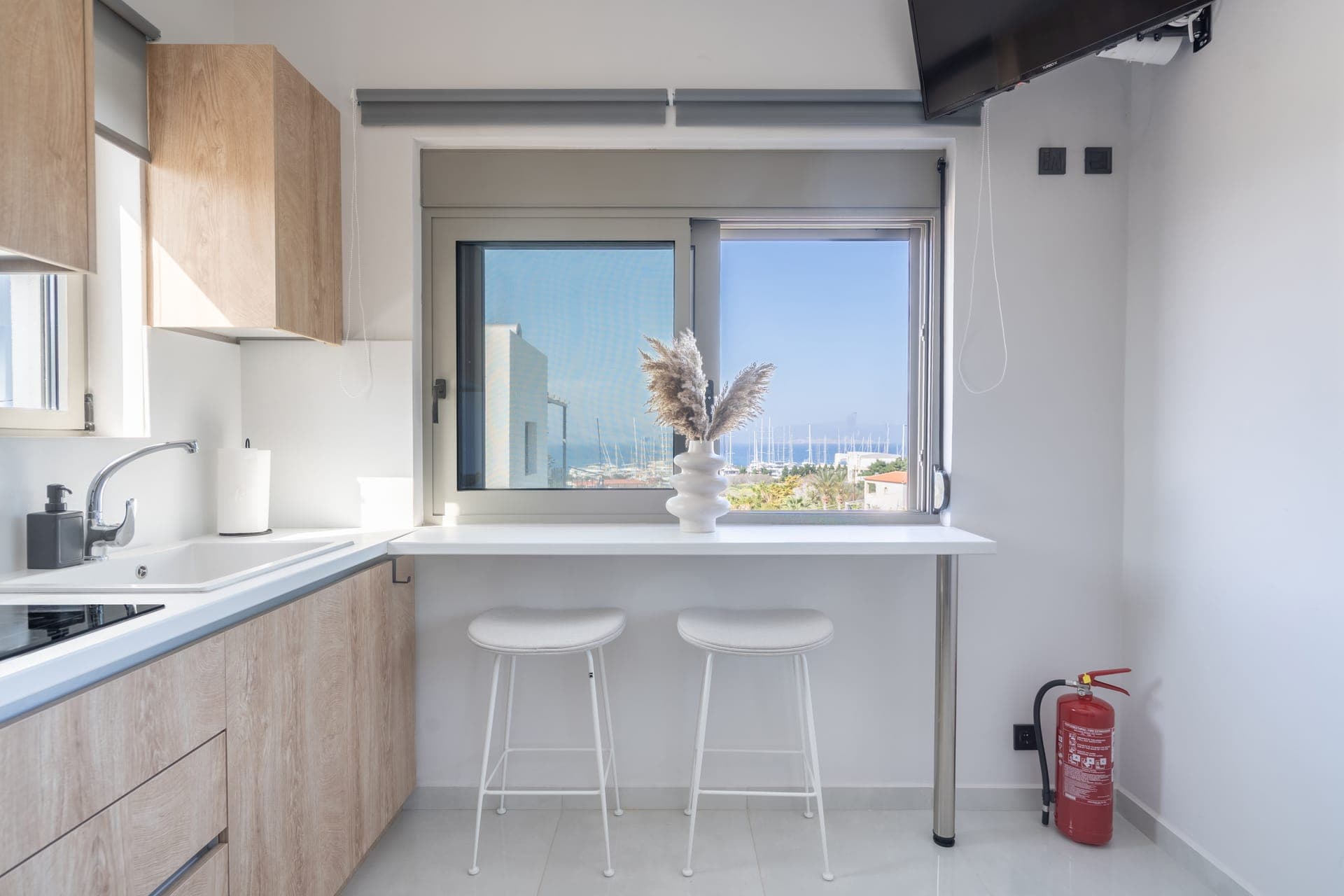 room-types-LMPROPERTY-UPPTHR-0.jpg