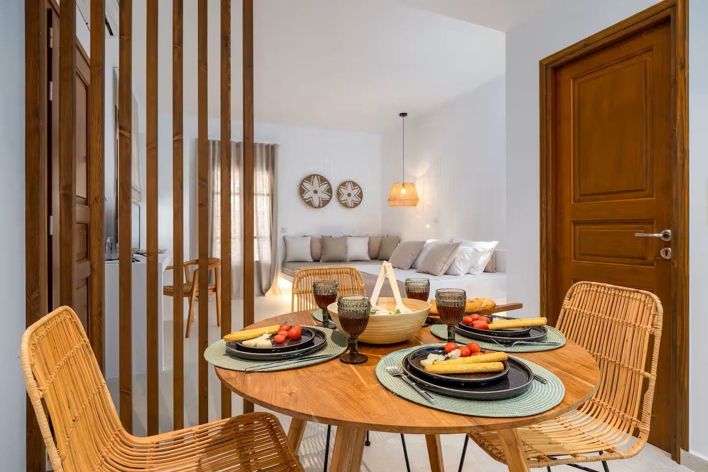 room-types-LOFTSNAOUS-LUXT-0.jpg