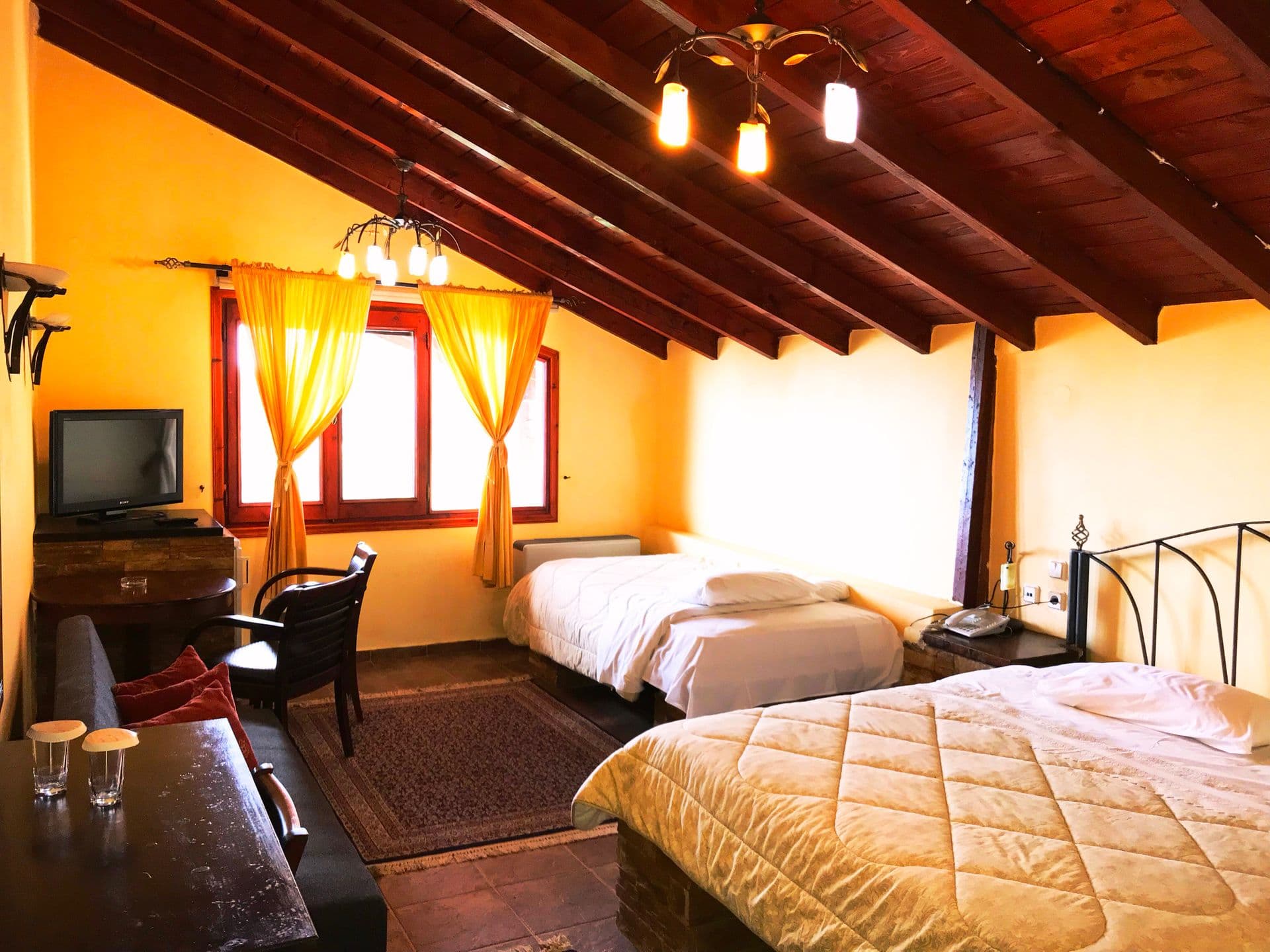room-types-LOGGASH-ATTIC-0.jpg