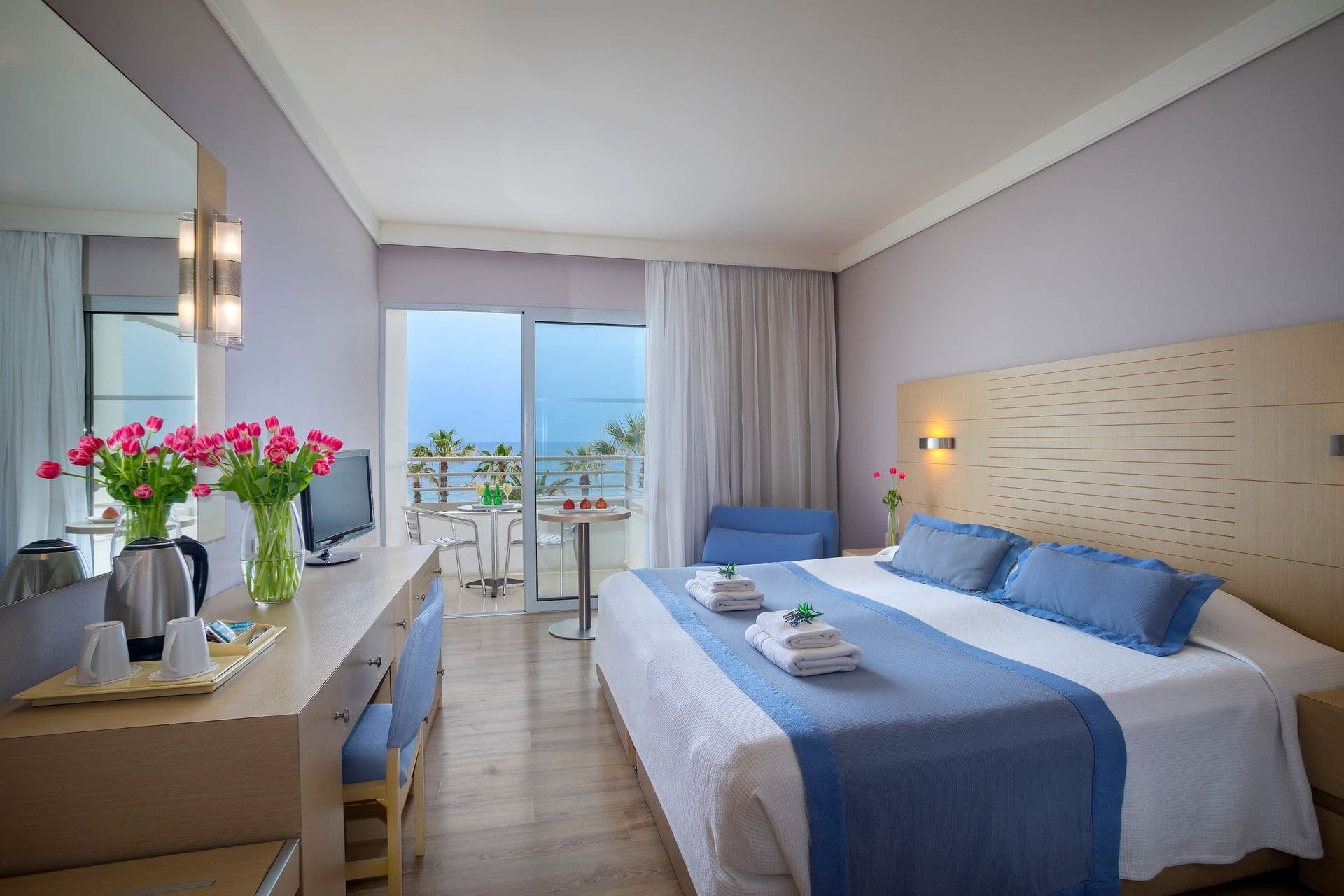 room-types-LOUISLEDRA-DBLSV-0.jpg